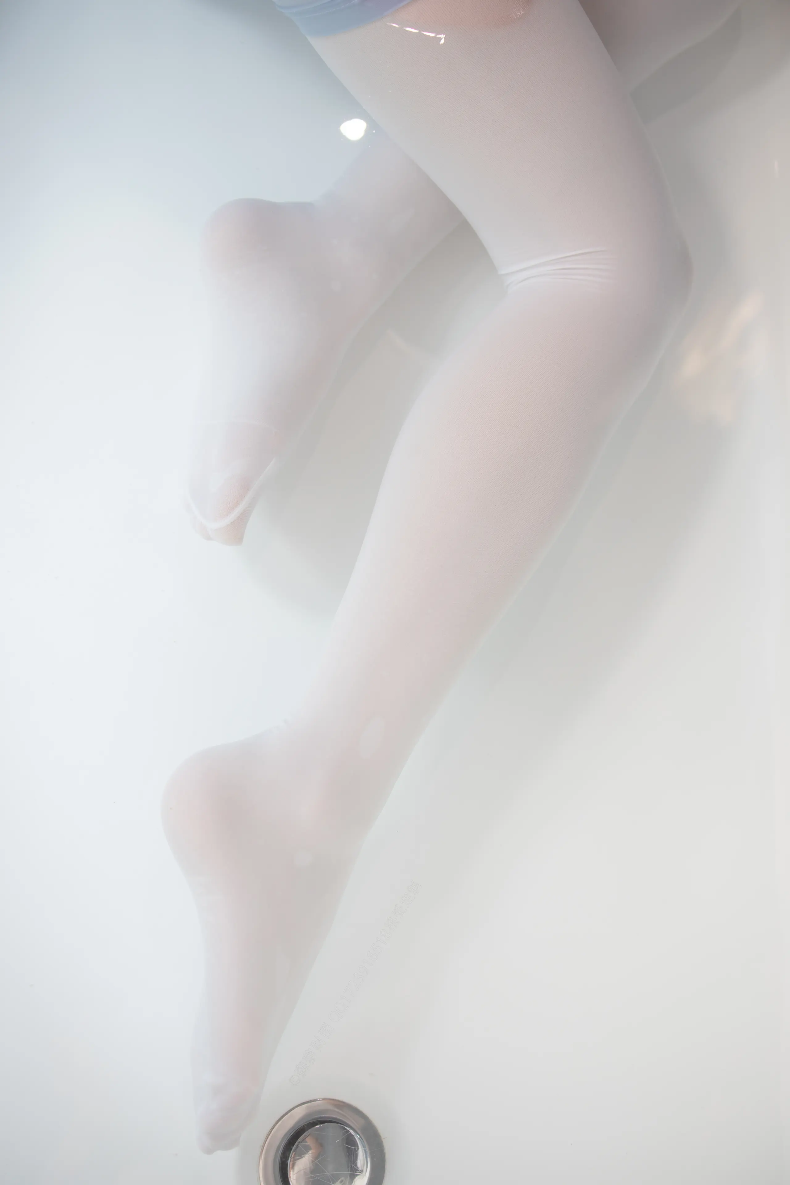 森萝财团 X 湿身120D白丝 [165P]