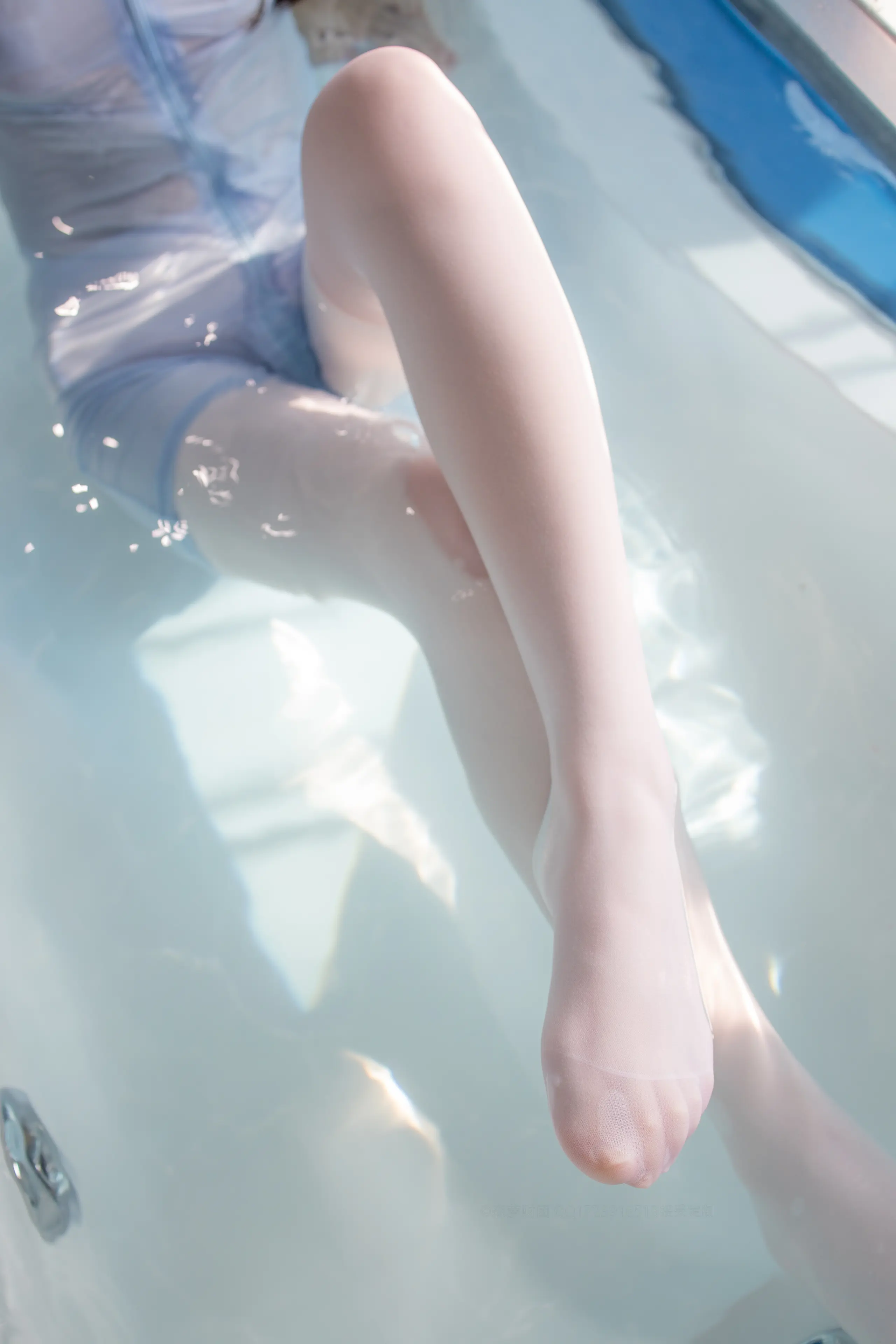 森萝财团 X 湿身120D白丝 [165P]