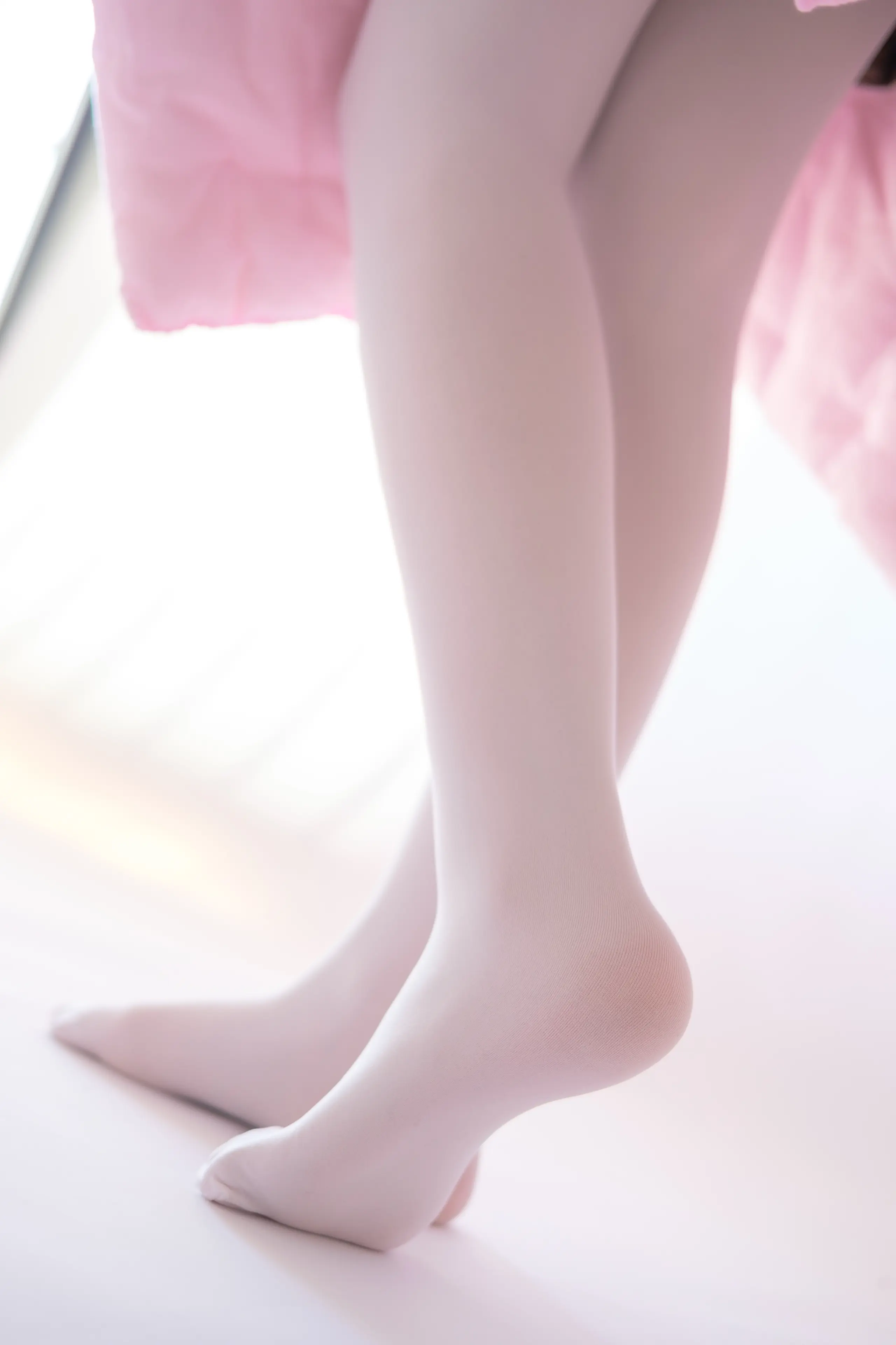 森萝财团 X 白丝少女的午休时间 [134P]