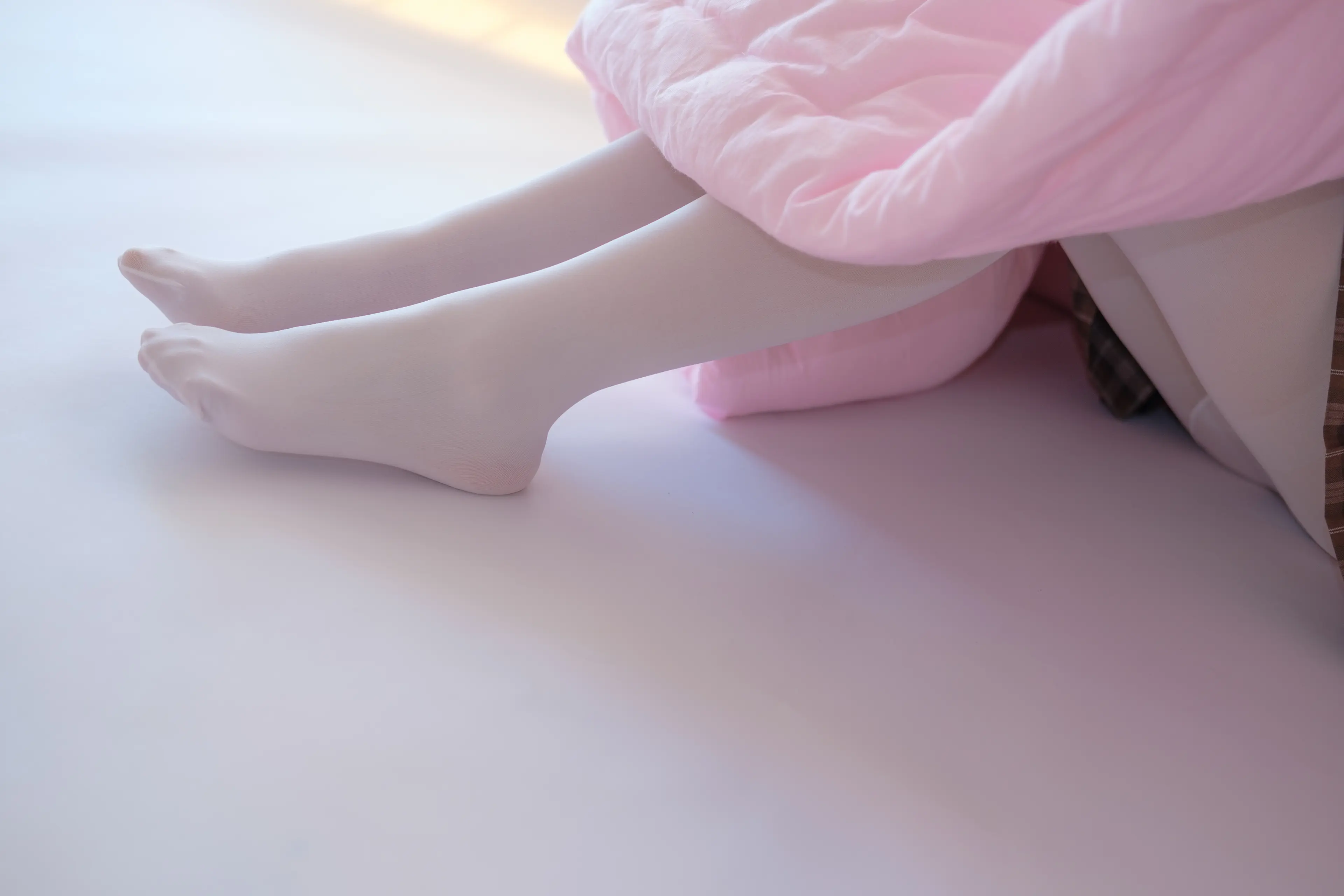 森萝财团 X 白丝少女的午休时间 [134P]