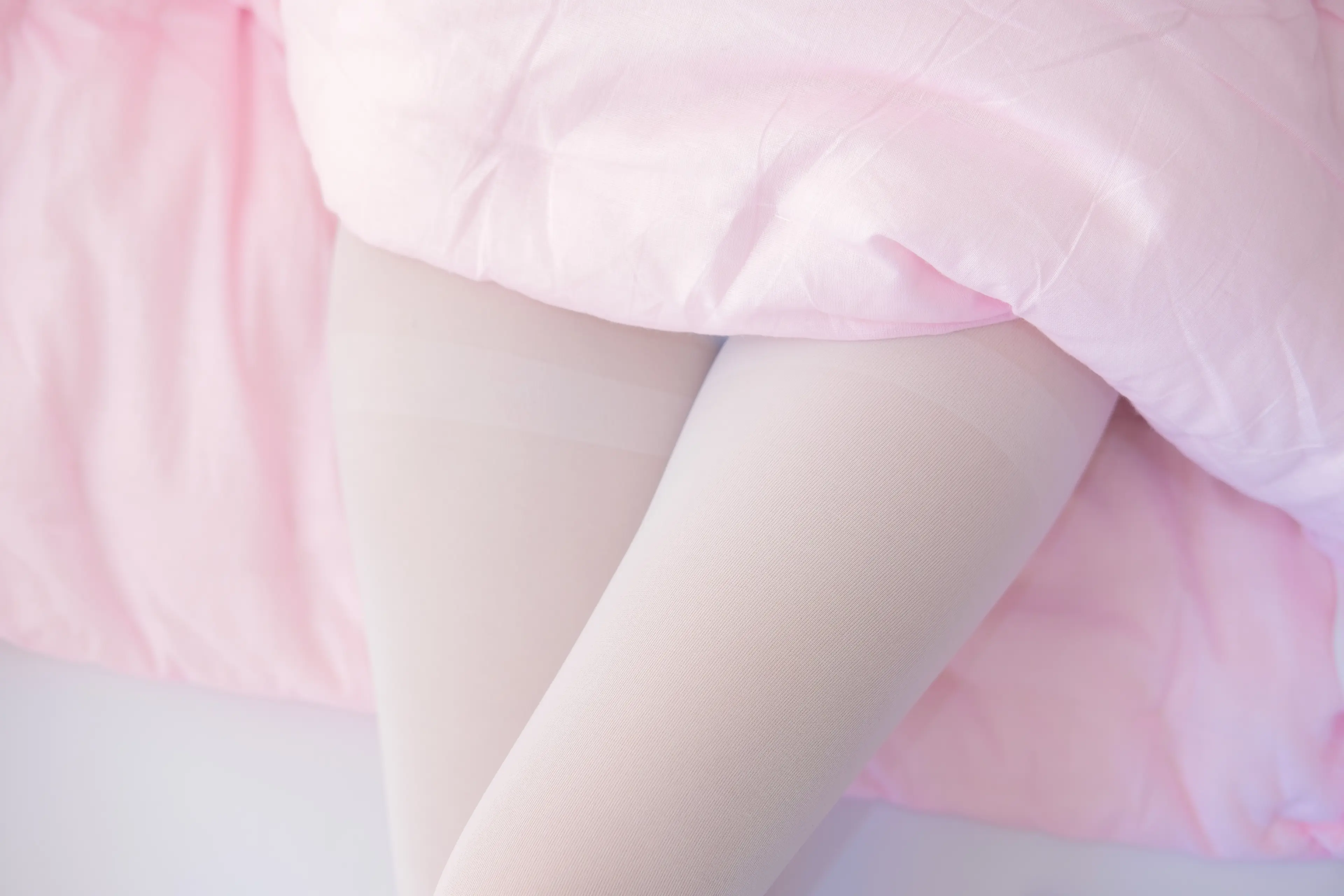 森萝财团 X 白丝少女的午休时间 [134P]