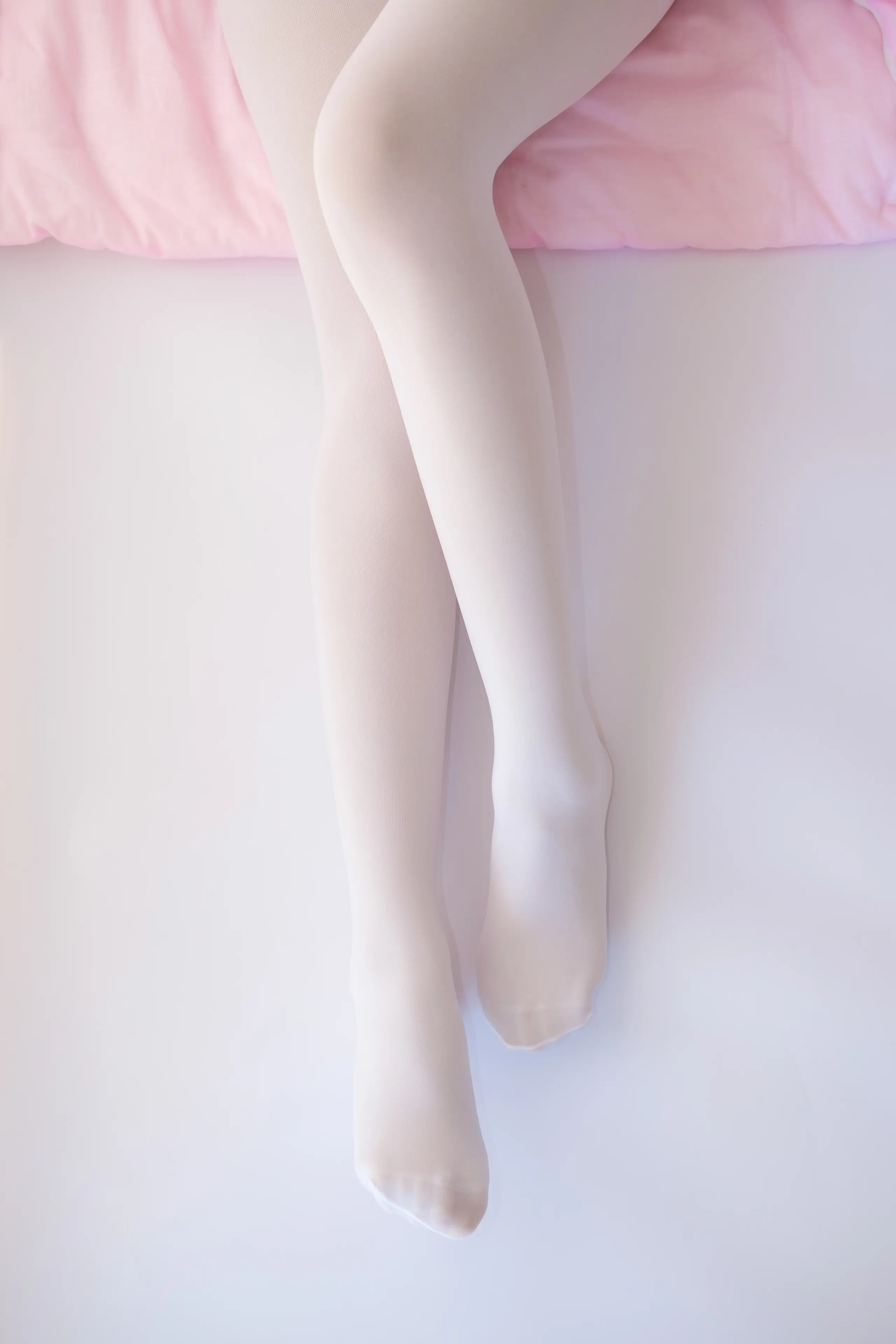 森萝财团 X 白丝少女的午休时间 [134P]