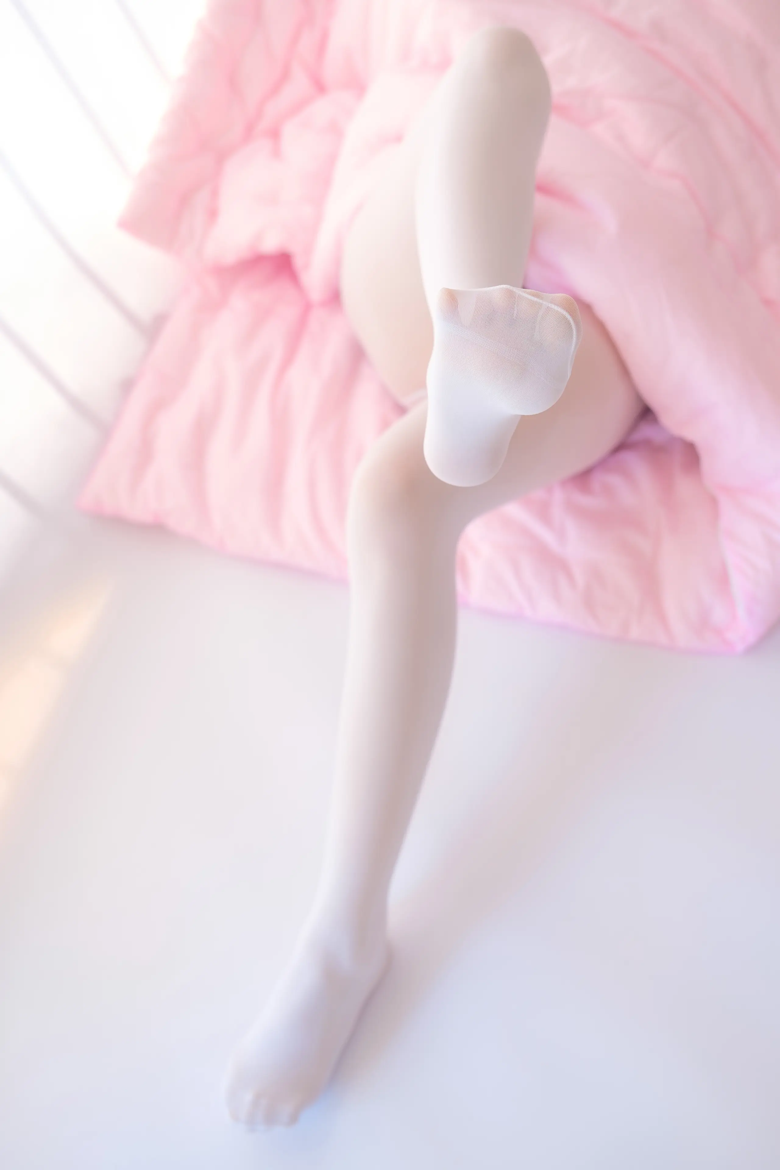 森萝财团 X 白丝少女的午休时间 [134P]