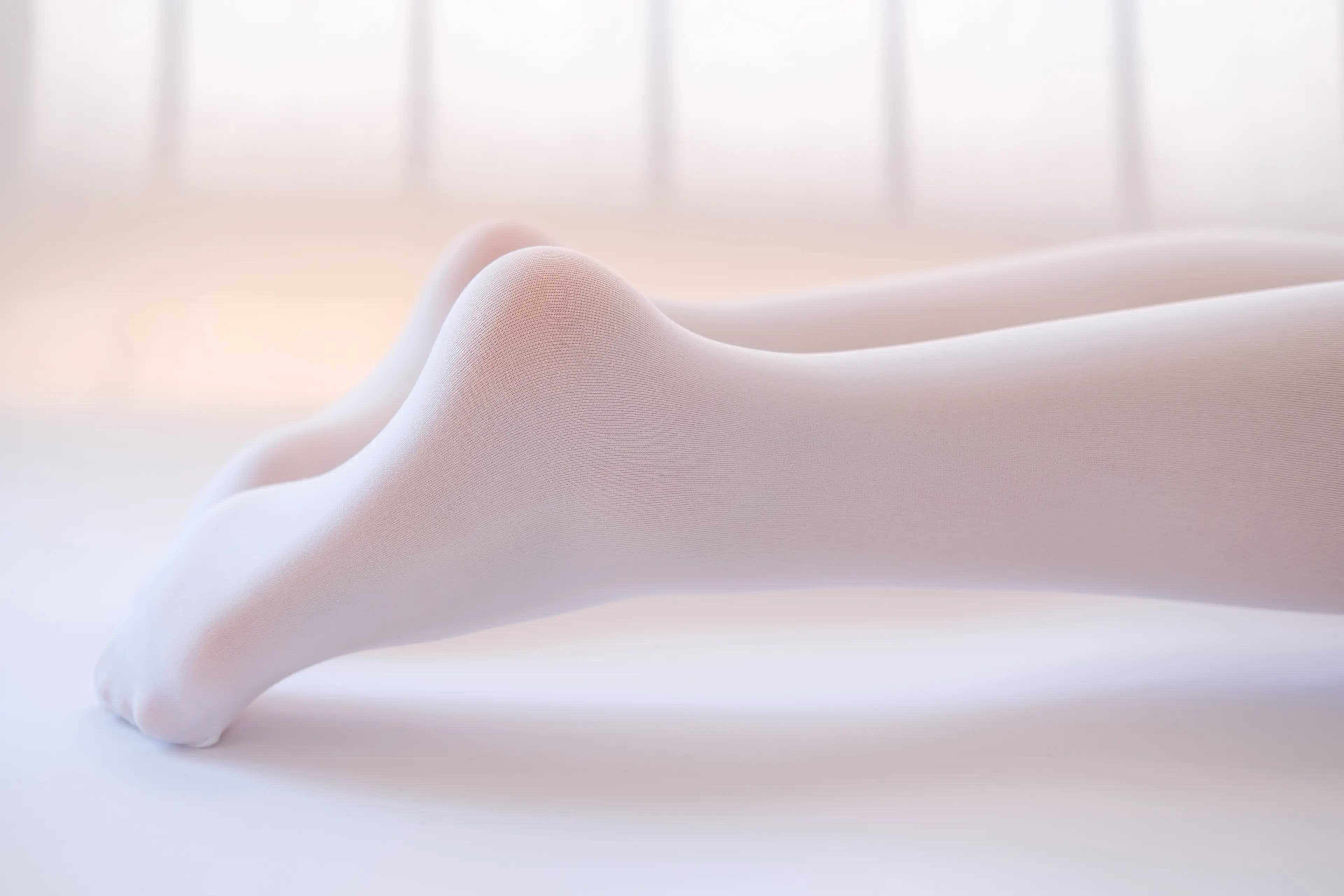 森萝财团 X 白丝少女的午休时间 [134P]