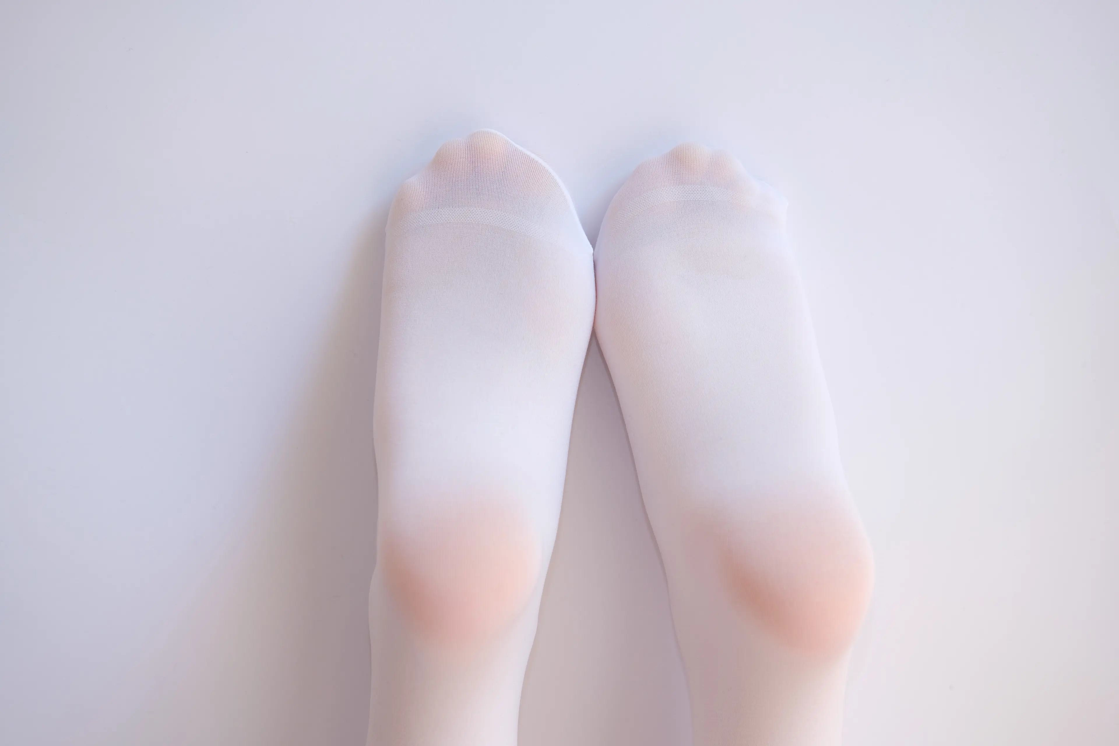 森萝财团 X 白丝少女的午休时间 [134P]