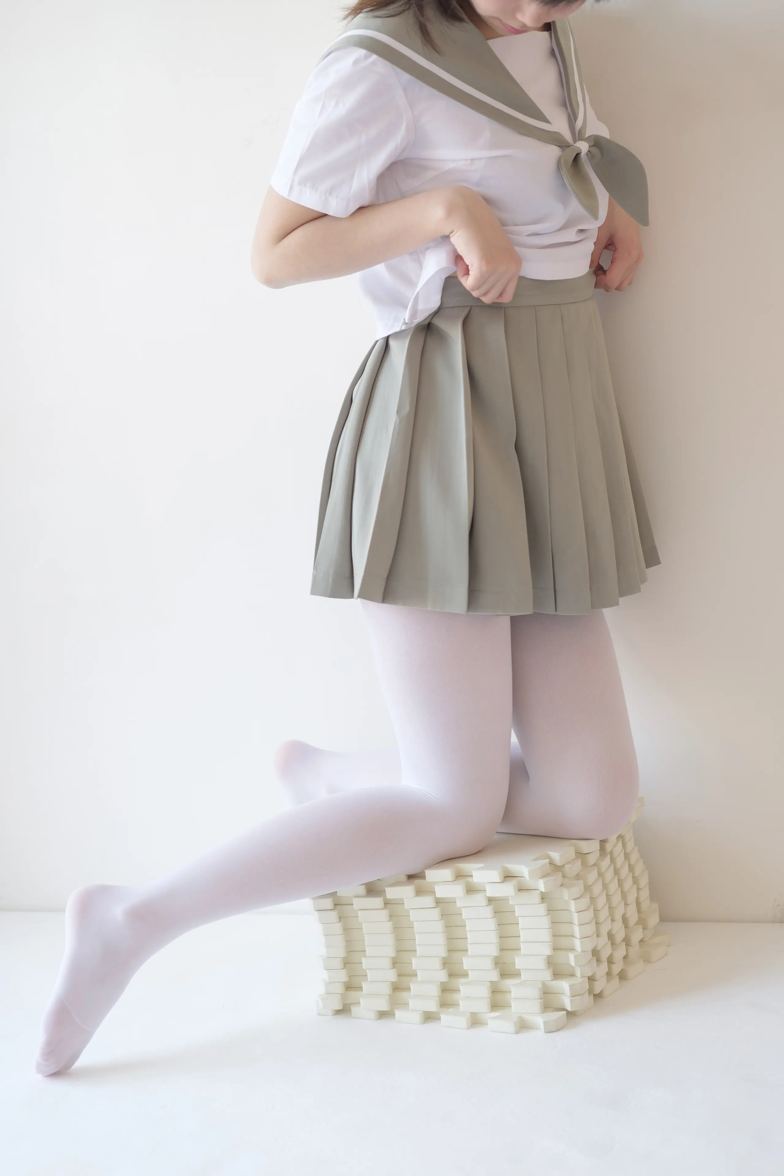 森萝财团 X 白丝纯情 [136P]