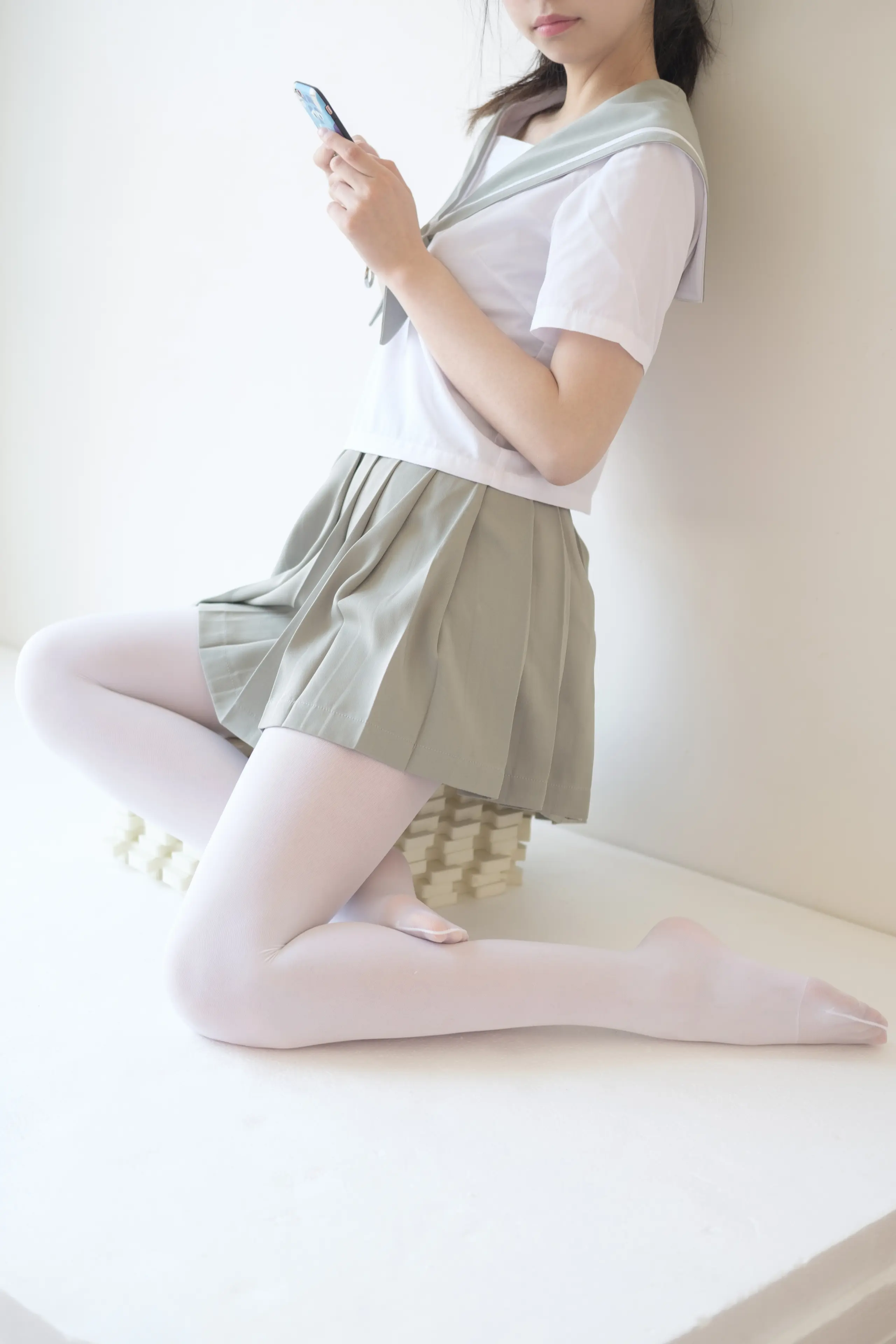 森萝财团 X 白丝纯情 [136P]