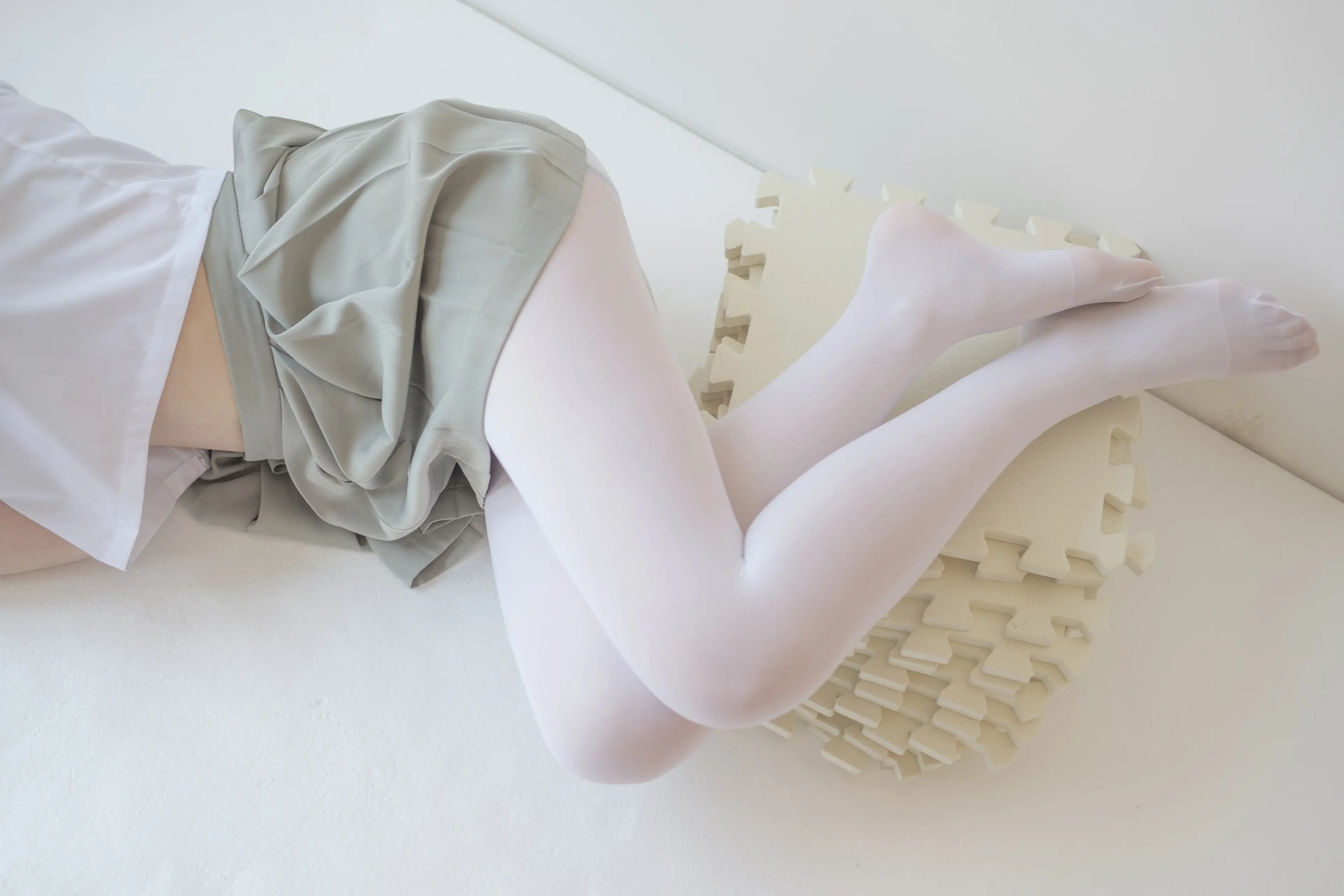 森萝财团 X 白丝纯情 [136P]