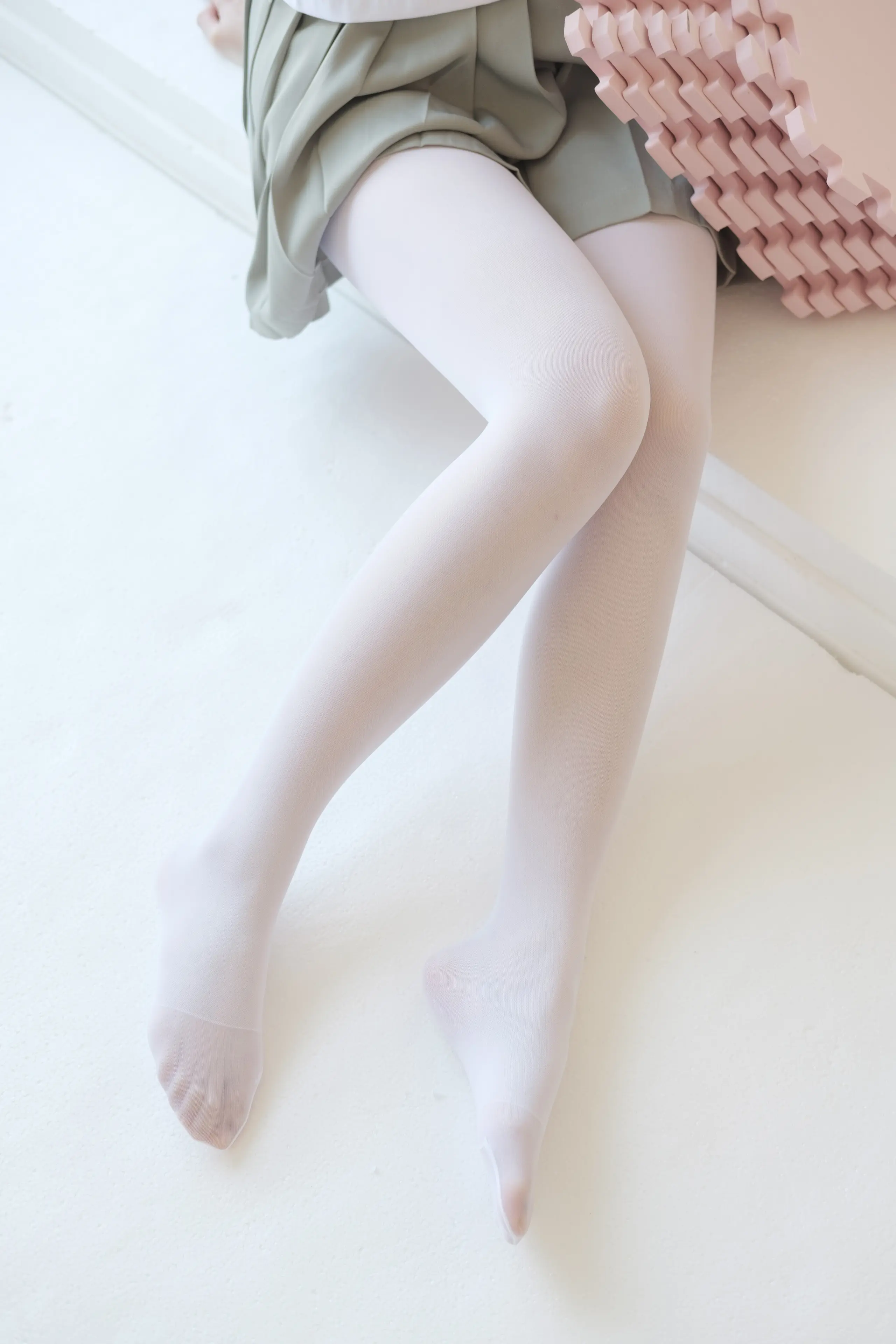 森萝财团 X 白丝纯情 [136P]