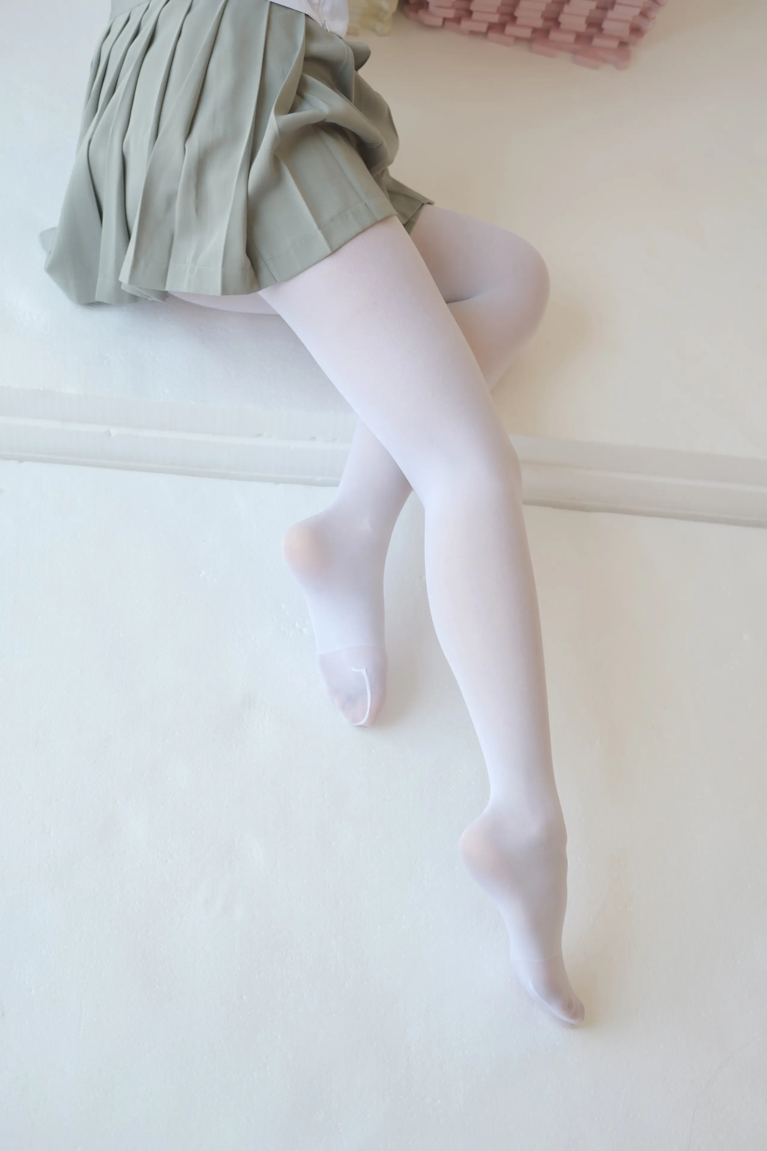 森萝财团 X 白丝纯情 [136P]