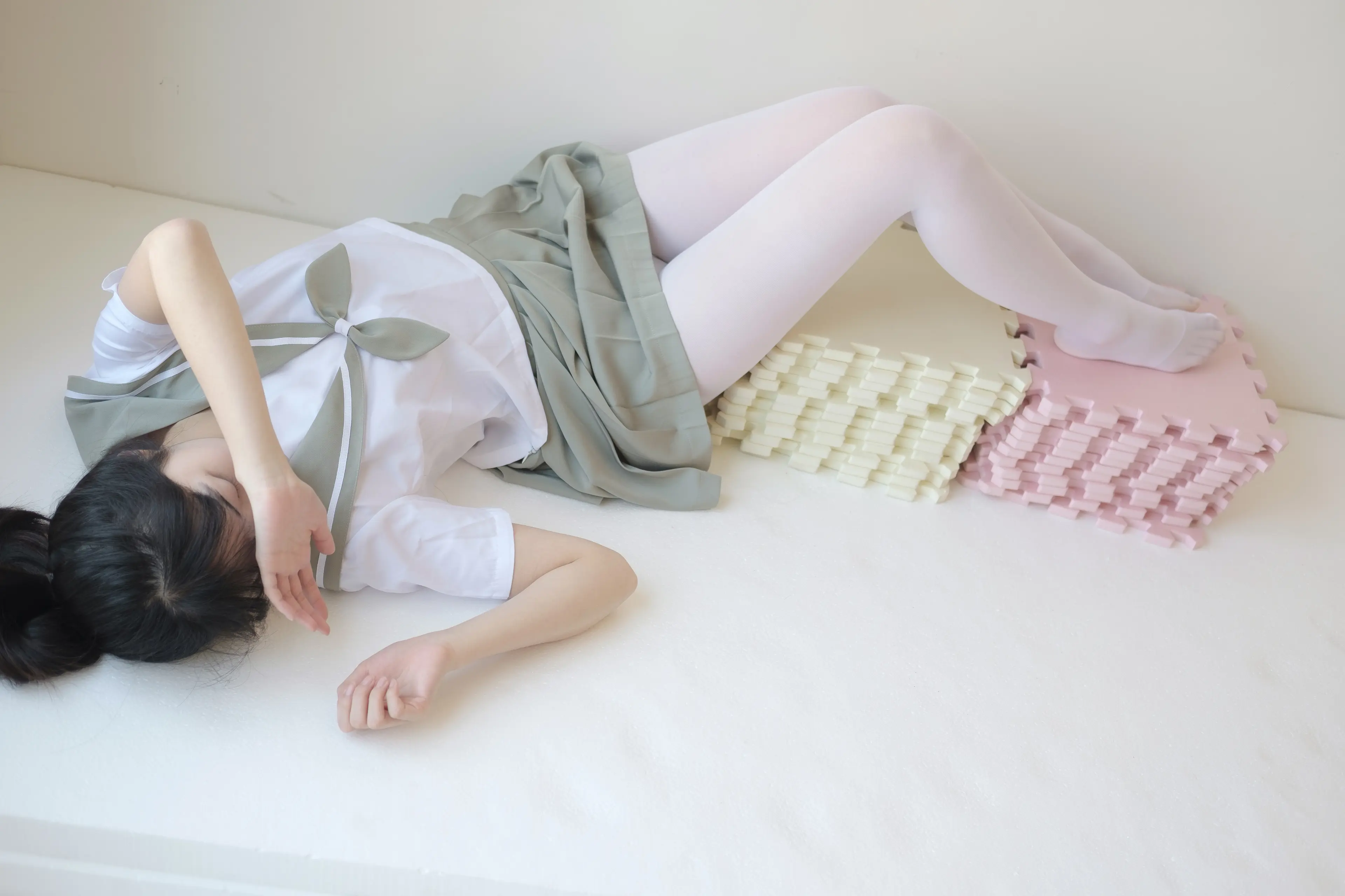 森萝财团 X 白丝纯情 [136P]