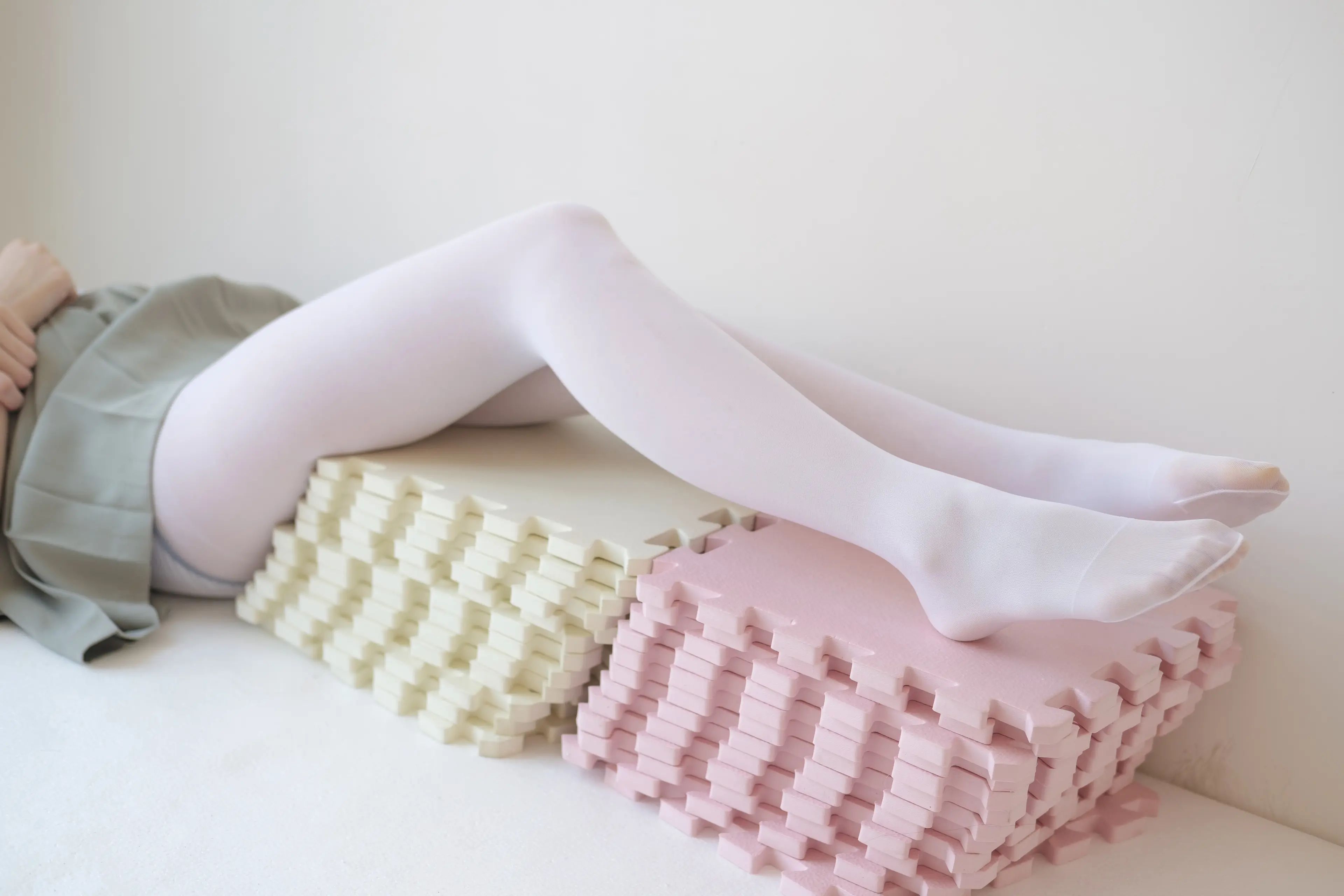 森萝财团 X 白丝纯情 [136P]