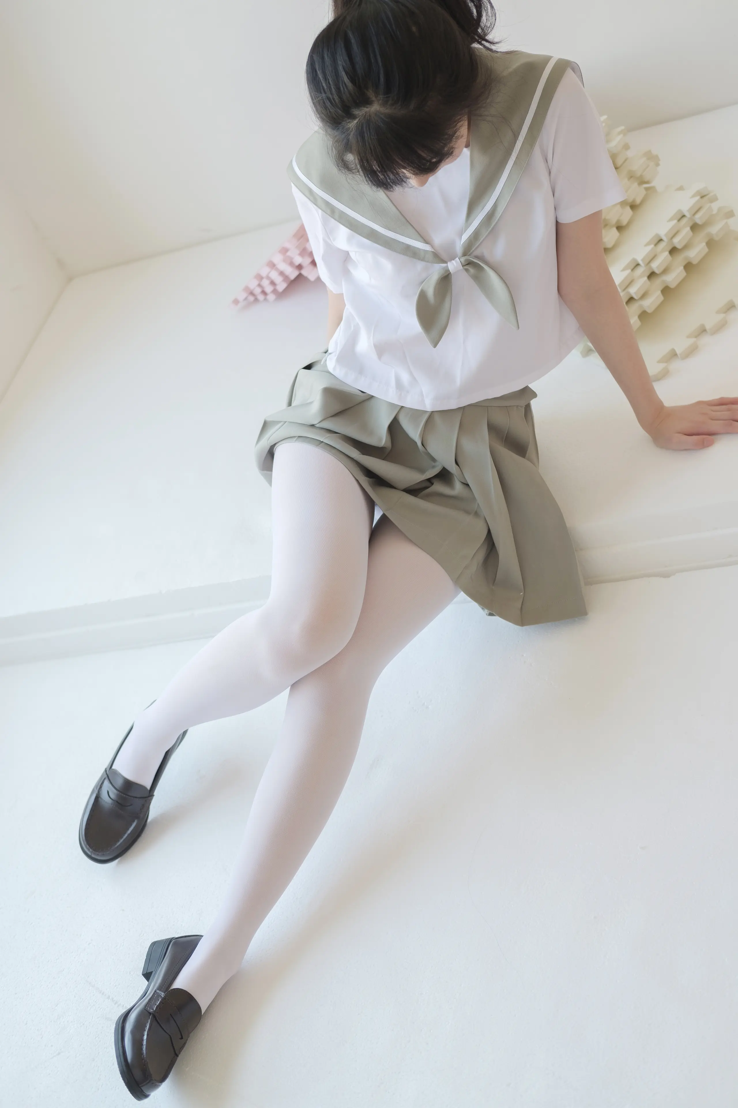 森萝财团 X 白丝纯情 [136P]