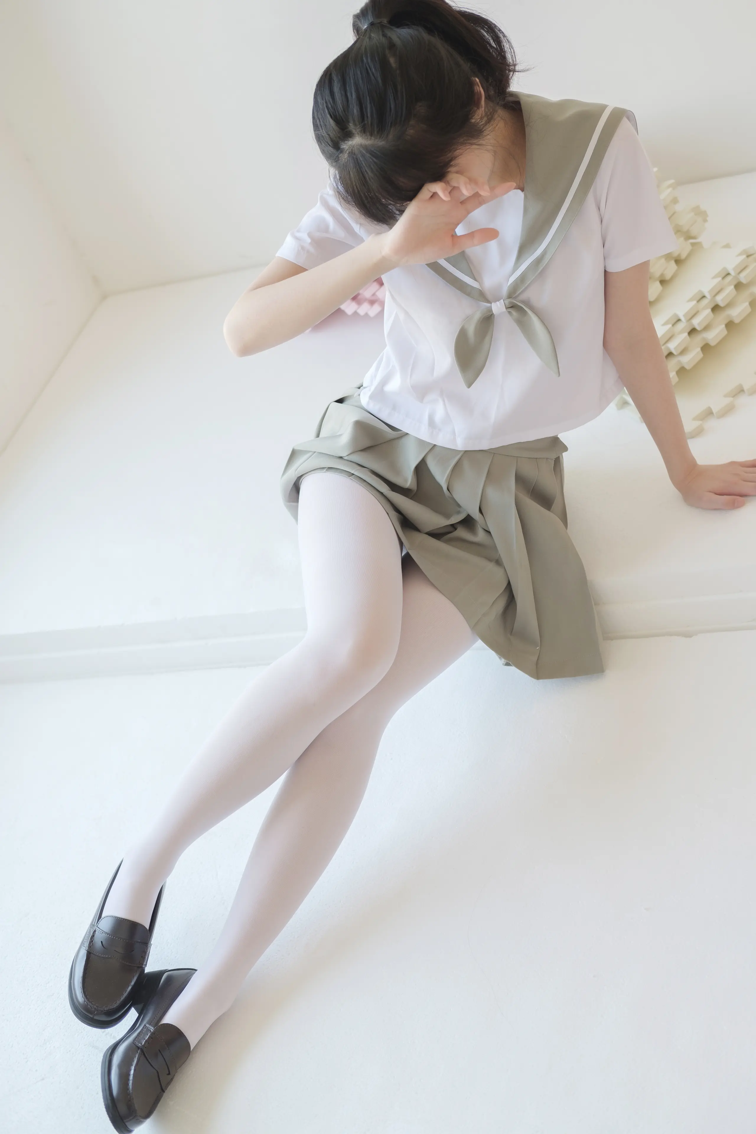 森萝财团 X 白丝纯情 [136P]