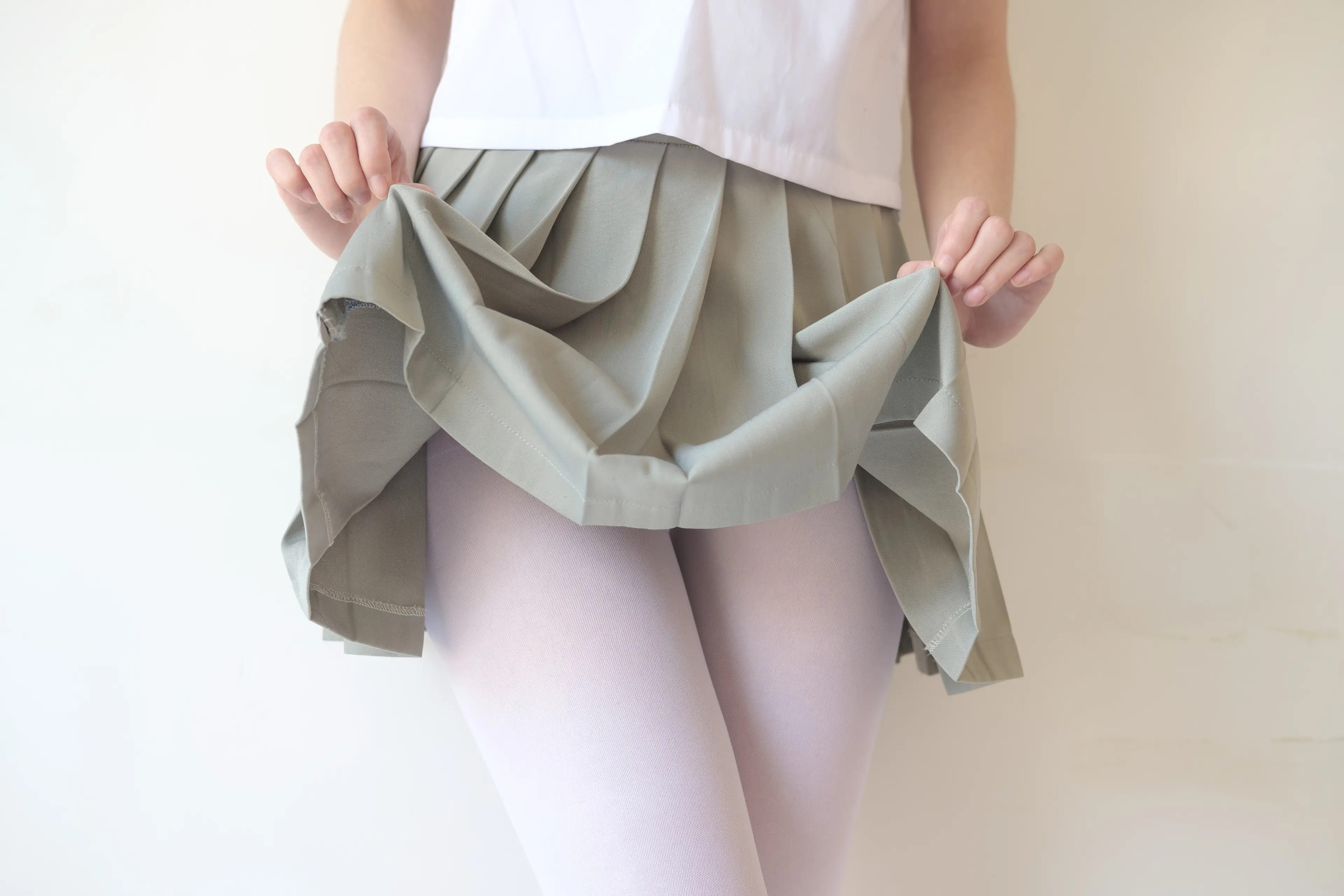 森萝财团 X 白丝纯情 [136P]