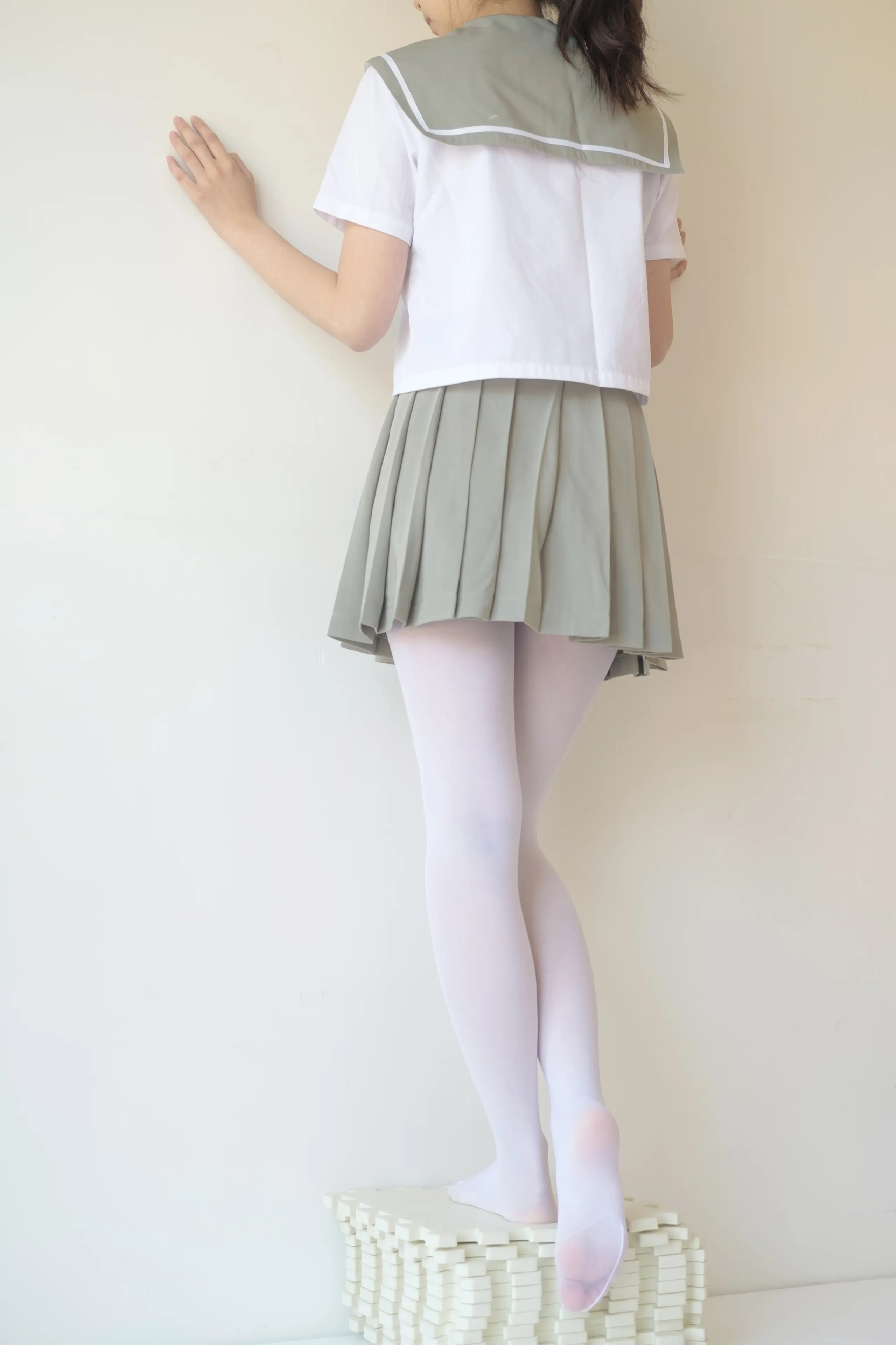 森萝财团 X 白丝纯情 [136P]