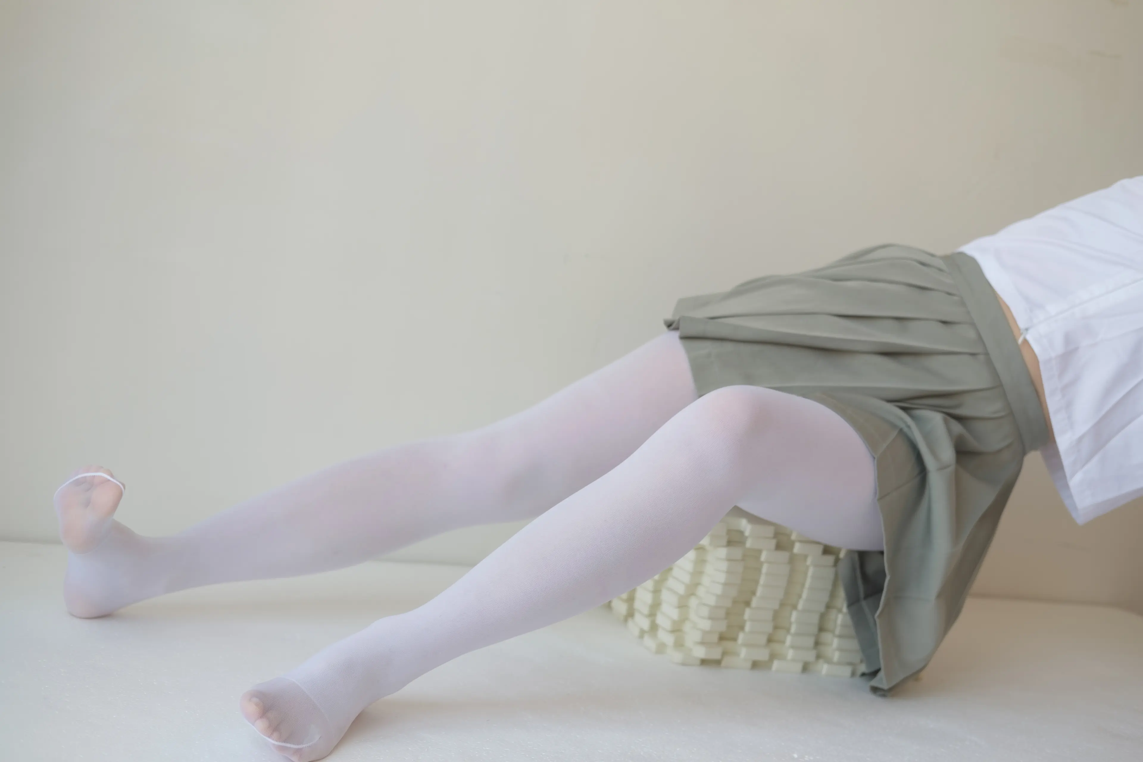 森萝财团 X 白丝纯情 [136P]