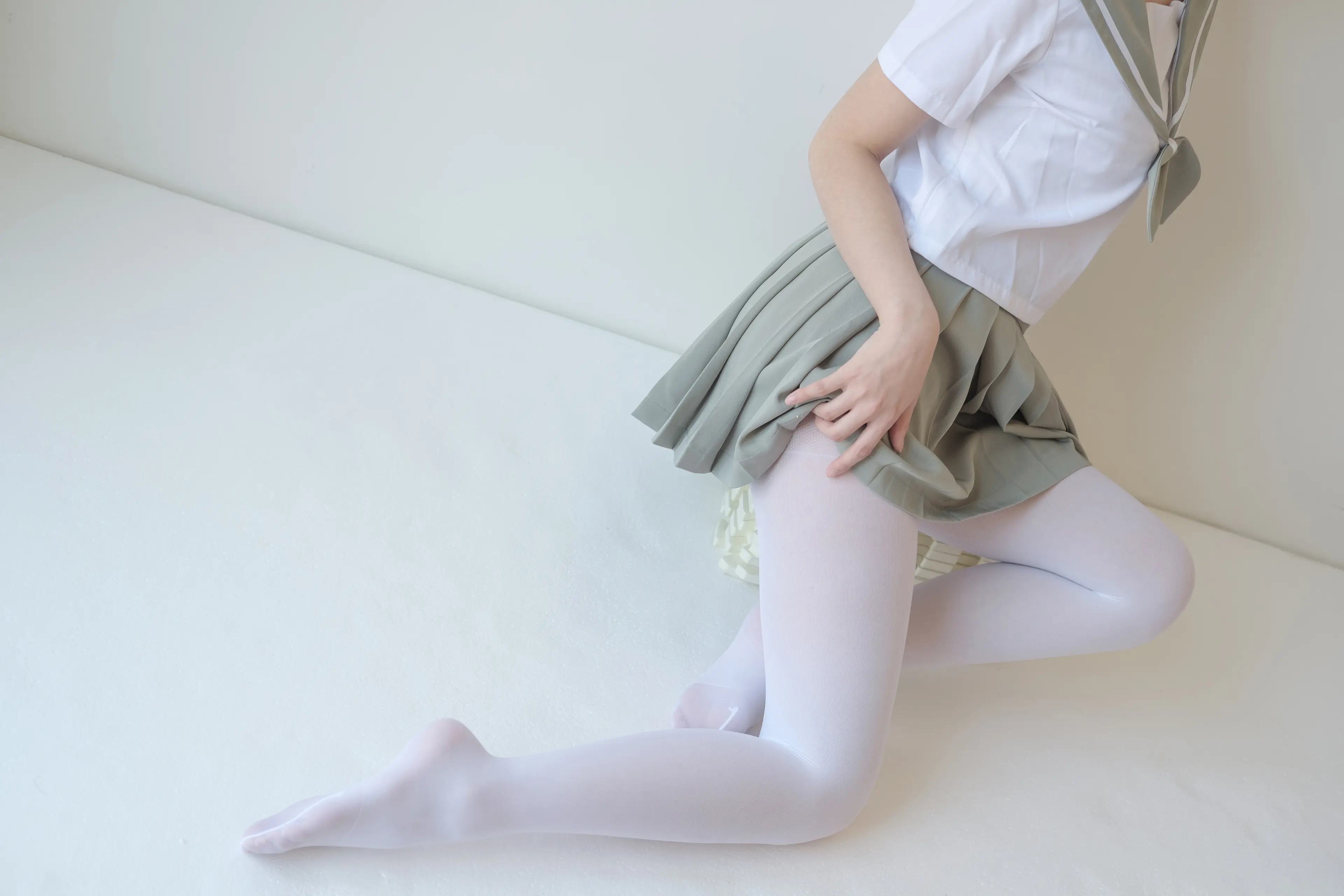 森萝财团 X 白丝纯情 [136P]