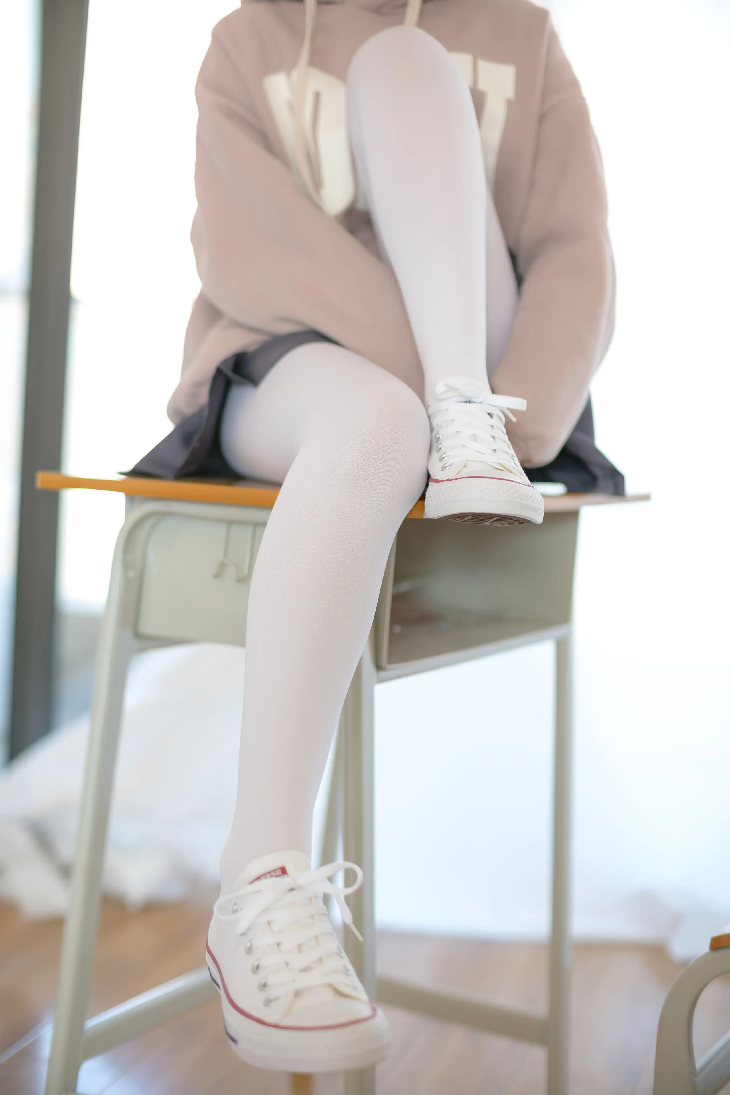 森萝财团 X 白丝运动风 [105P]