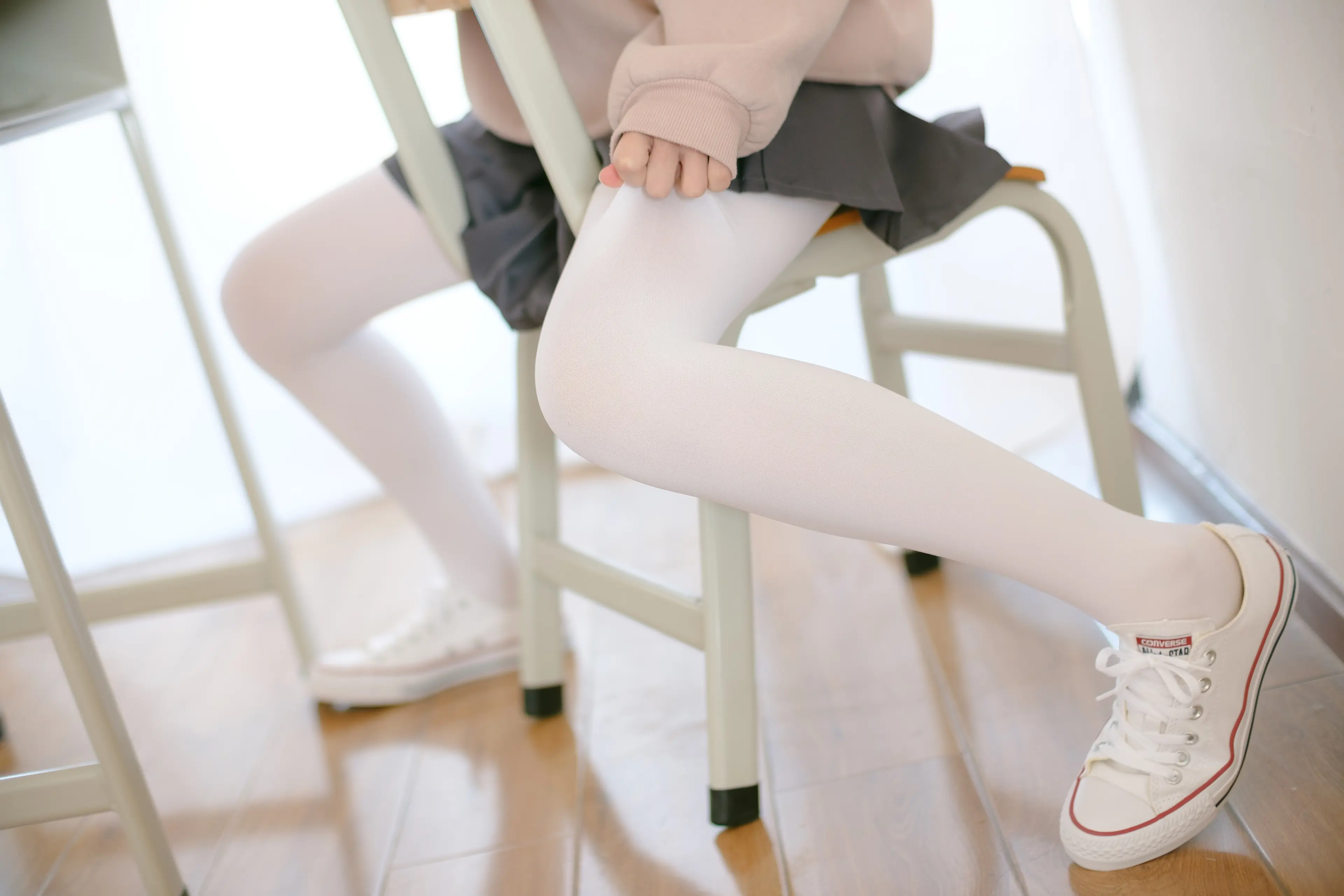 森萝财团 X 白丝运动风 [105P]