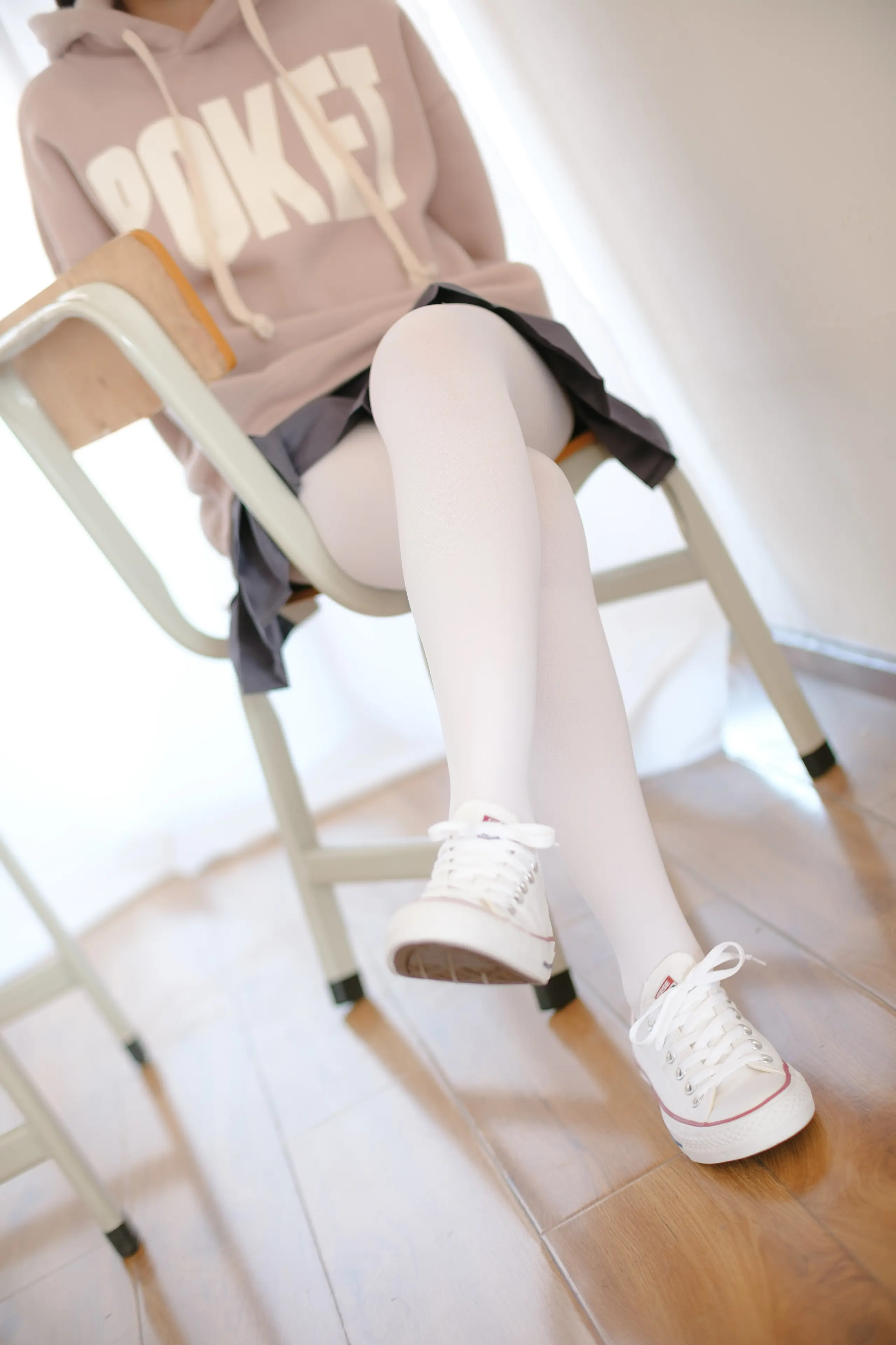 森萝财团 X 白丝运动风 [105P]