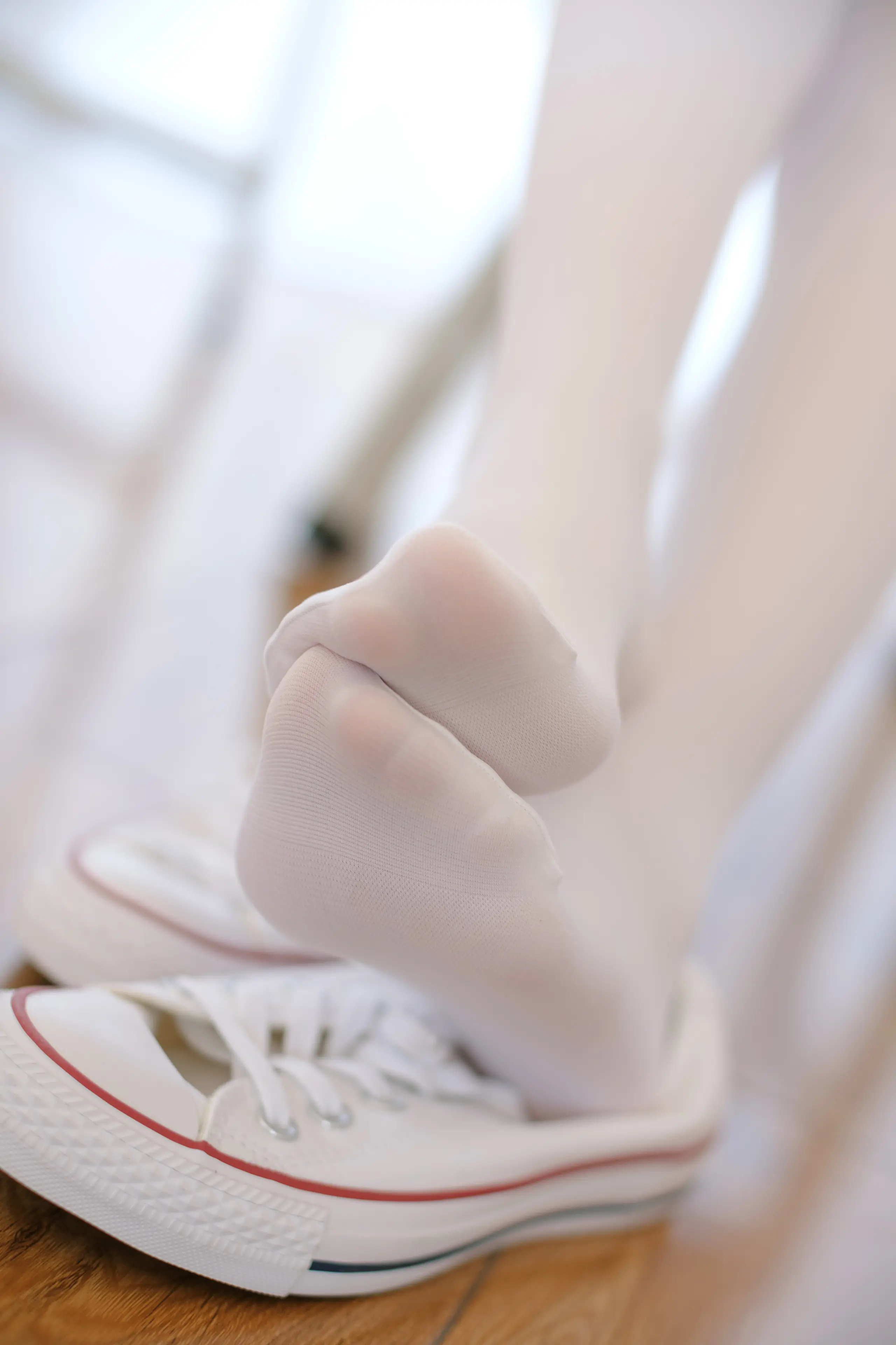 森萝财团 X 白丝运动风 [105P]