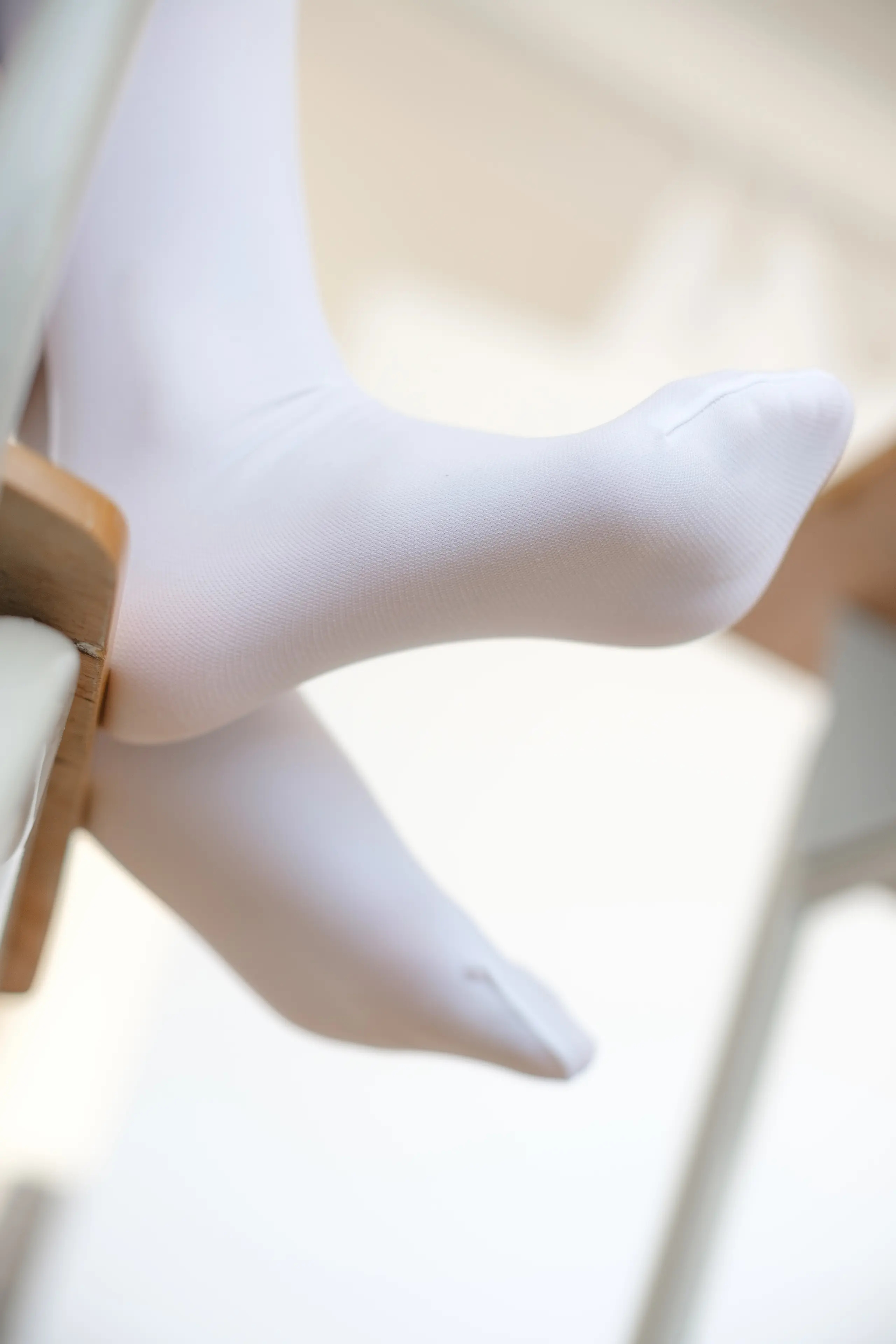 森萝财团 X 白丝运动风 [105P]