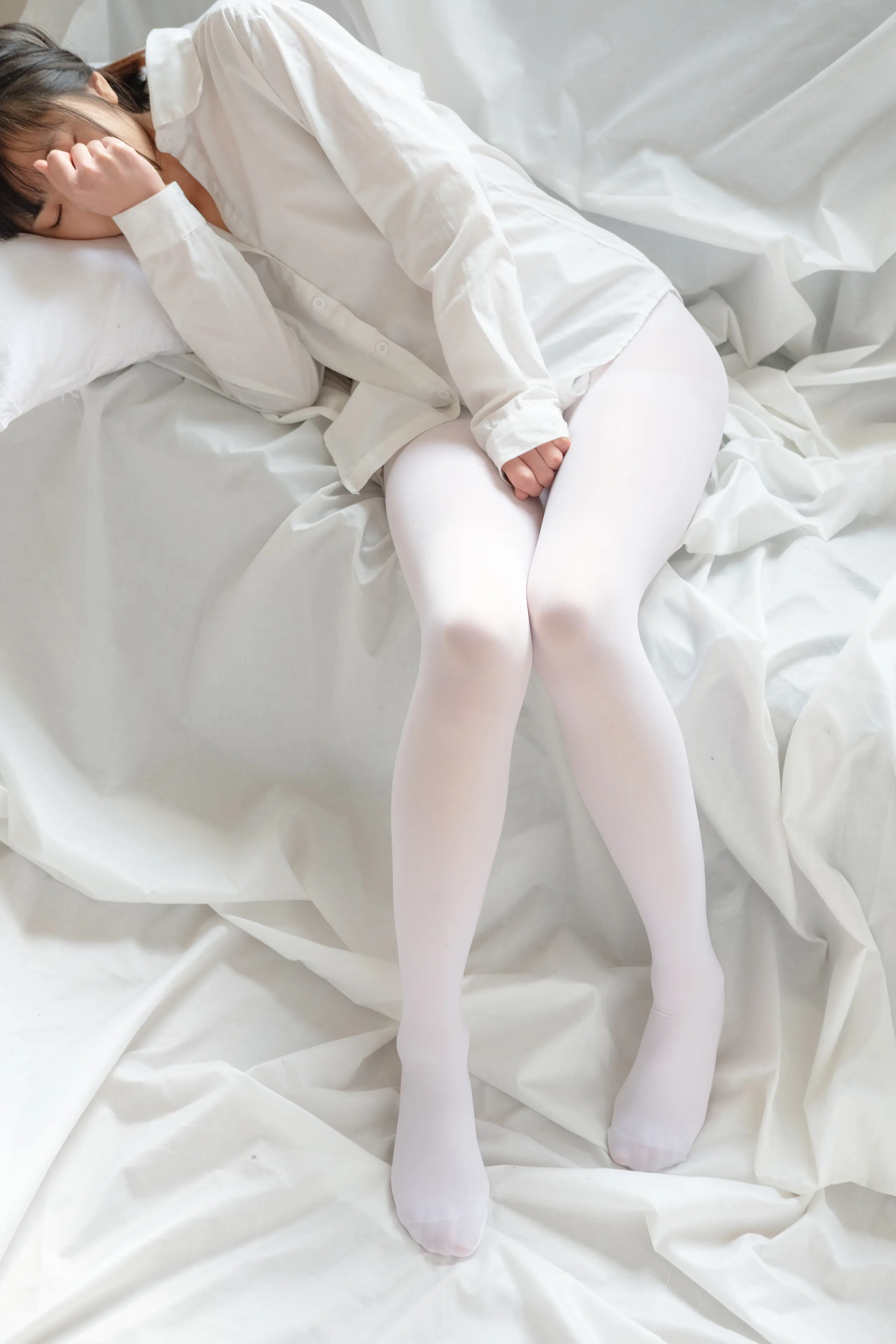 森萝财团 X 粉嫩粉嫩的丝秀 [120P]