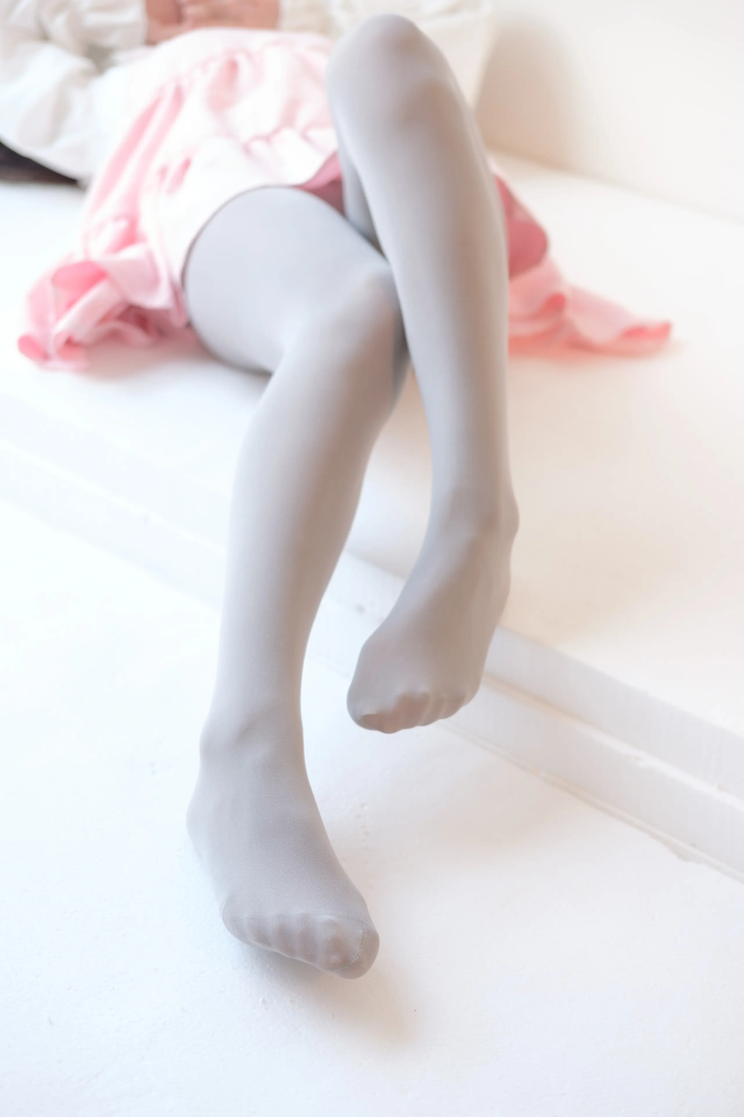 森萝财团 X 粉色纯女孩 [130P]