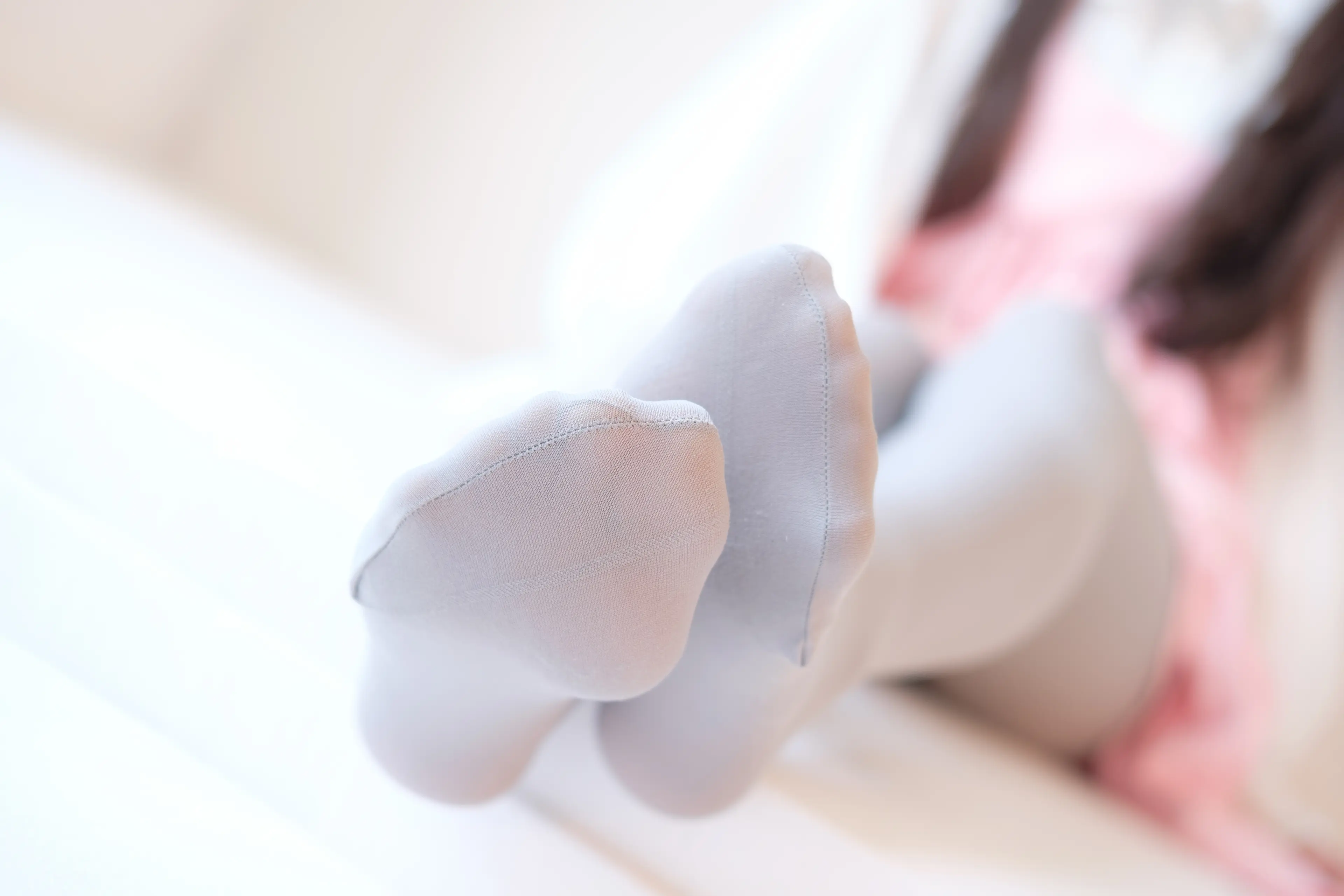 森萝财团 X 粉色纯女孩 [130P]