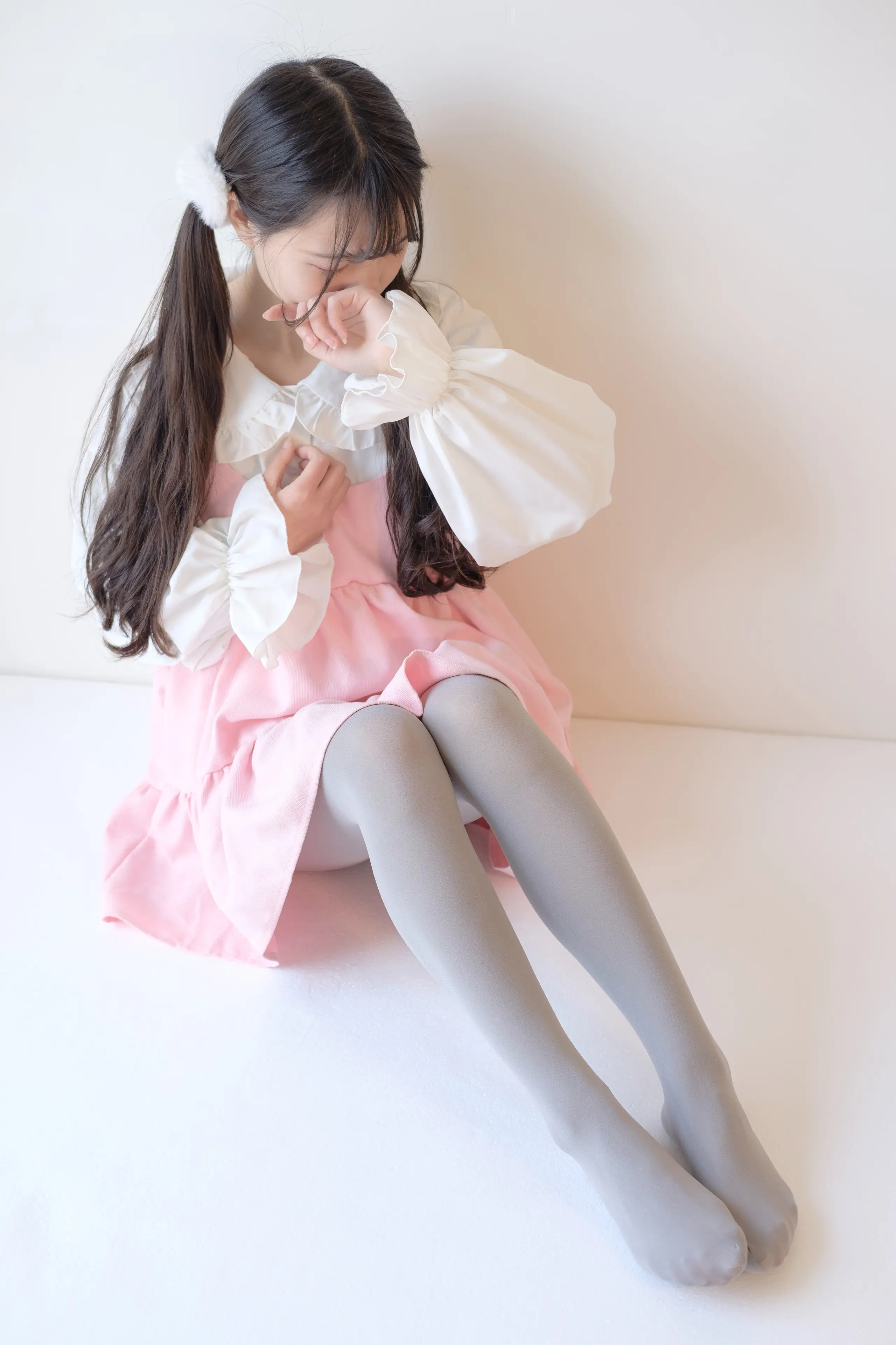 森萝财团 X 粉色纯女孩 [130P]