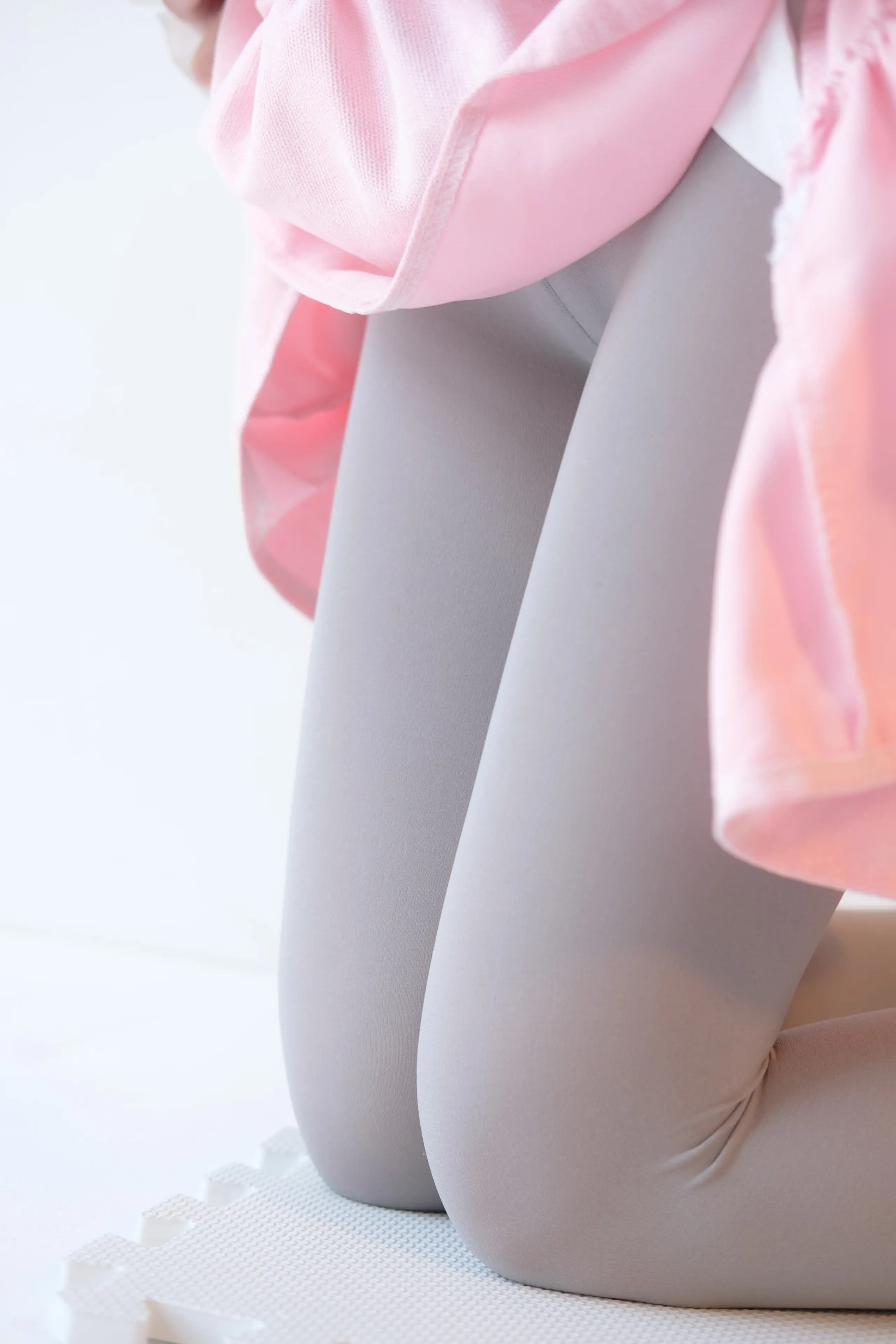 森萝财团 X 粉色纯女孩 [130P]