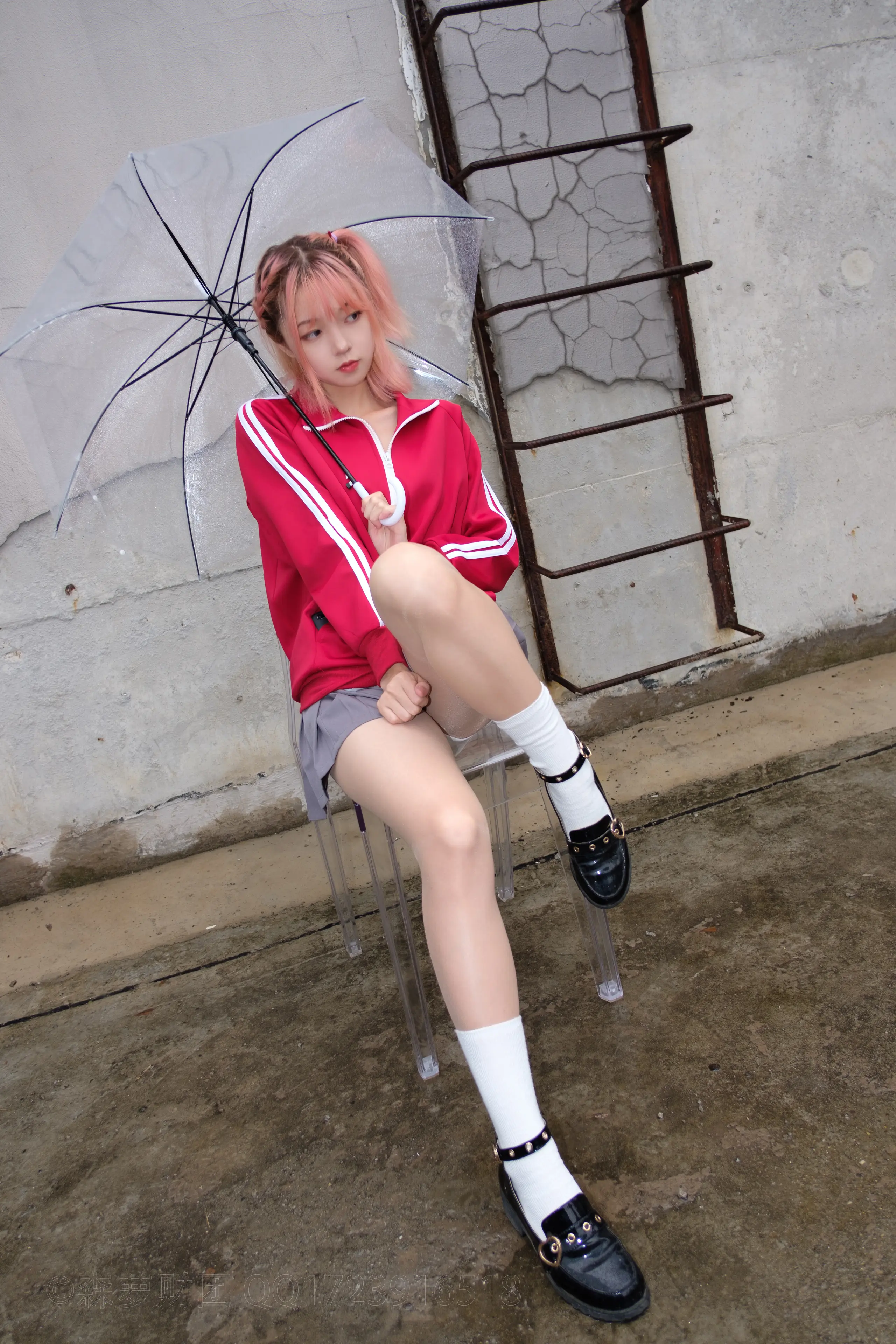 森萝财团 X 红衣少女浴缸玩肉丝 [88P]