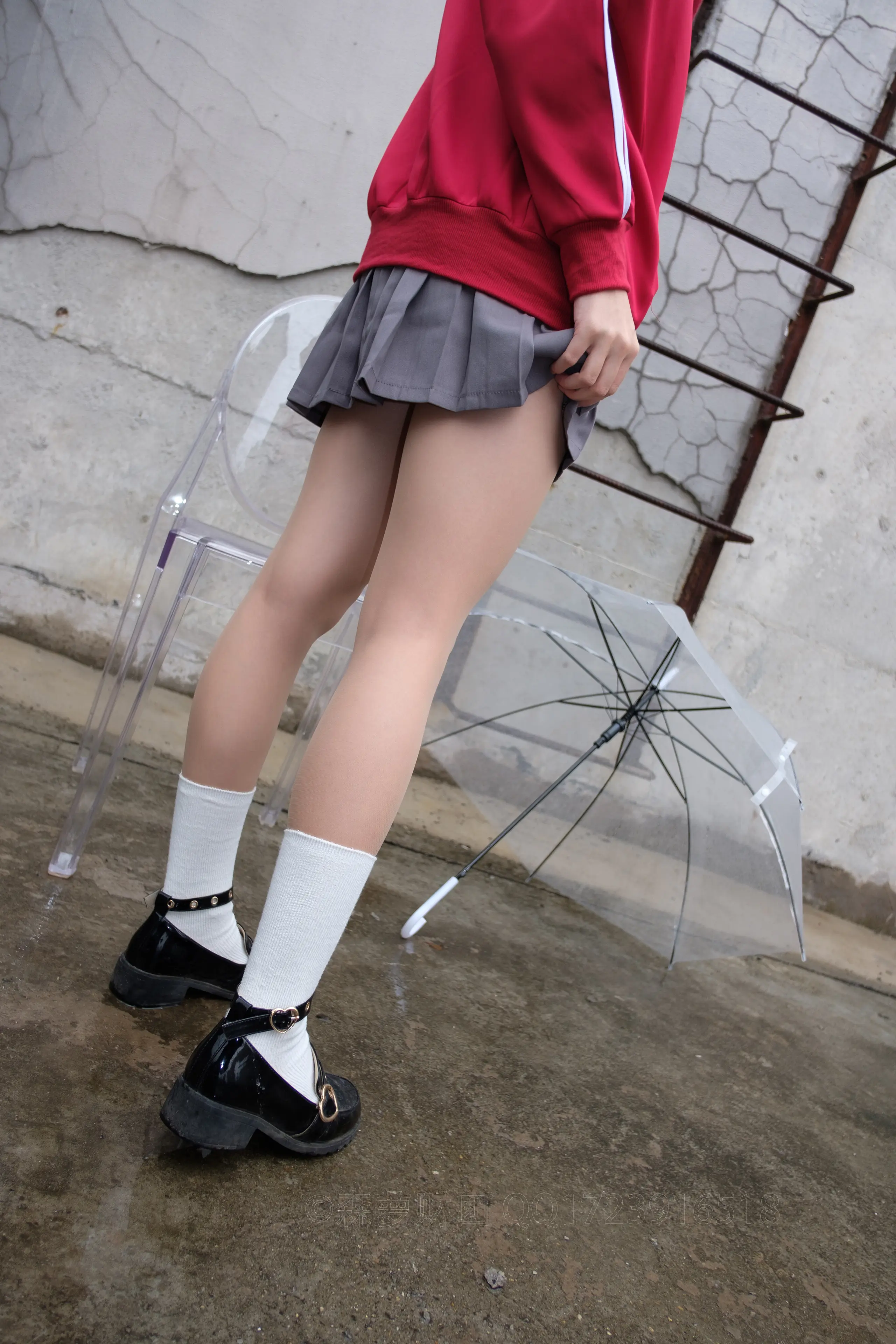 森萝财团 X 红衣少女浴缸玩肉丝 [88P]