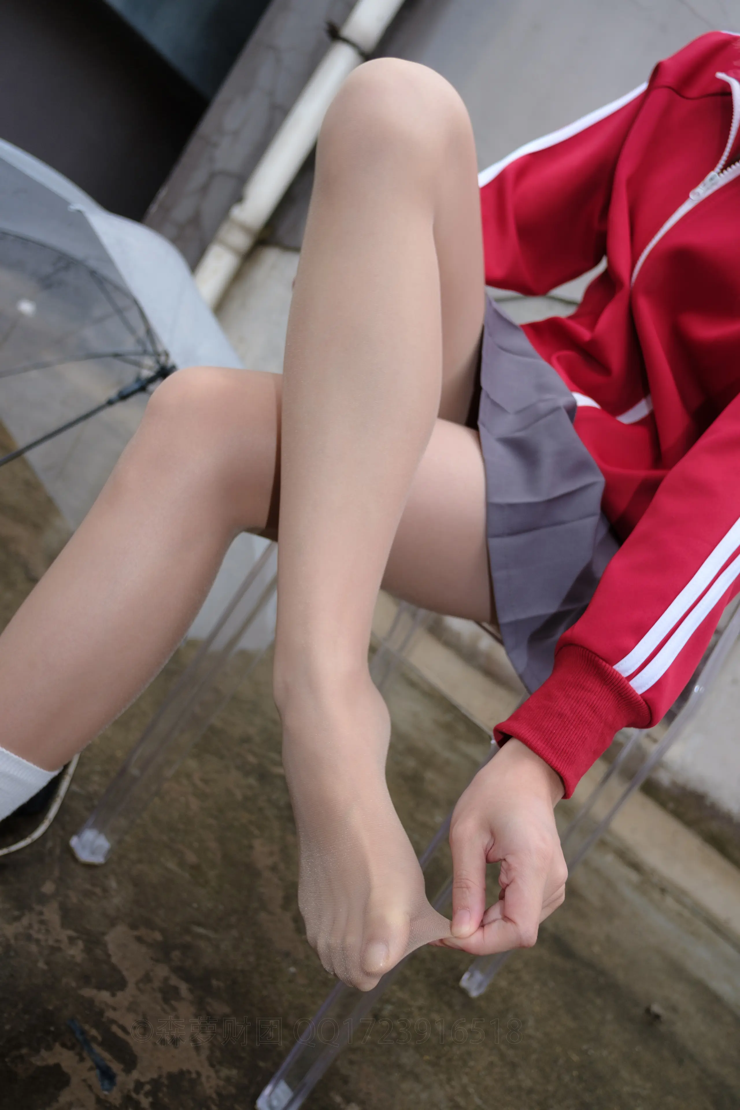 森萝财团 X 红衣少女浴缸玩肉丝 [88P]