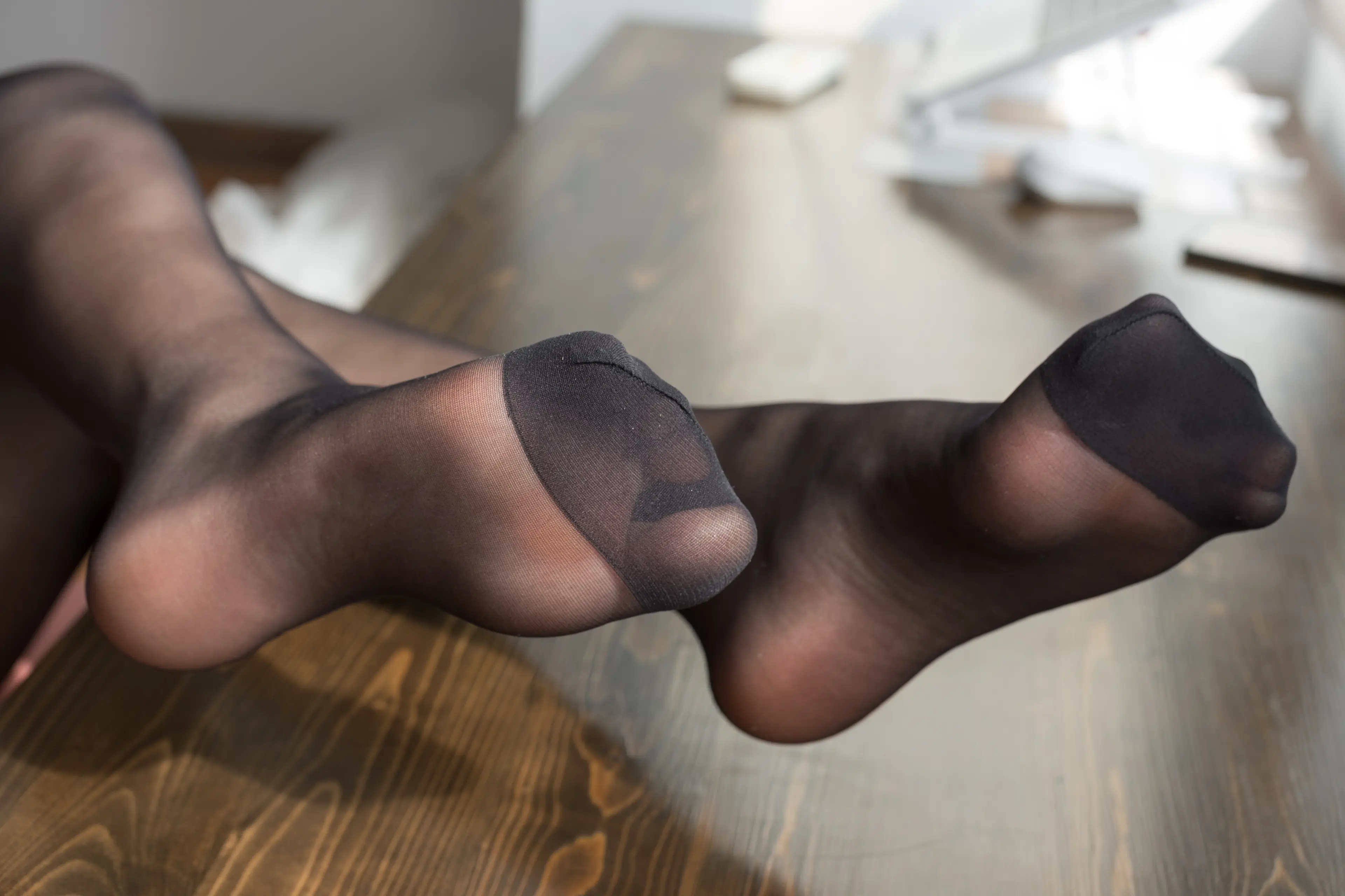 森萝财团 X 纯情少女 性感黑丝 [102P]