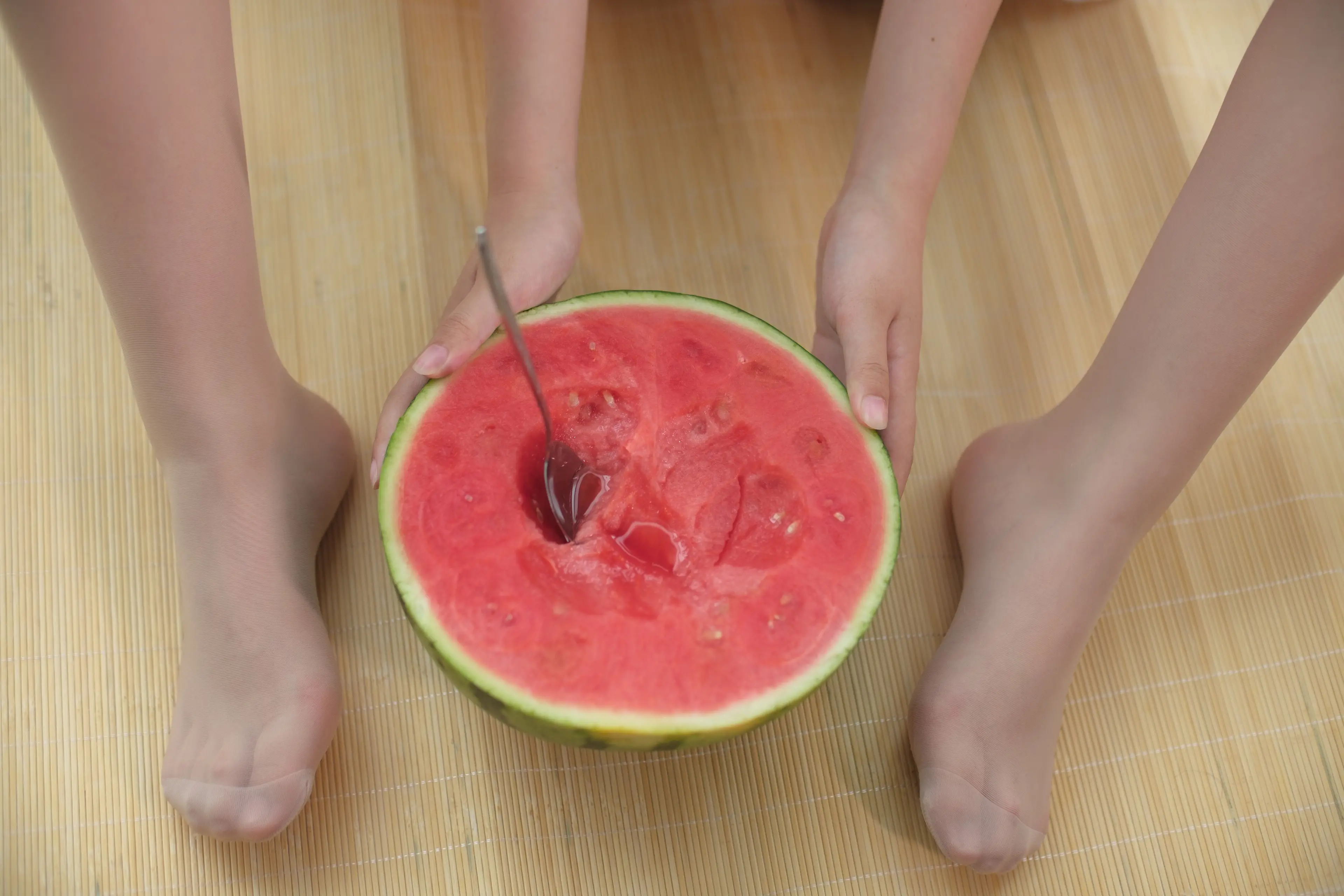 森萝财团 X 肉丝少女 清凉一夏 [128P]