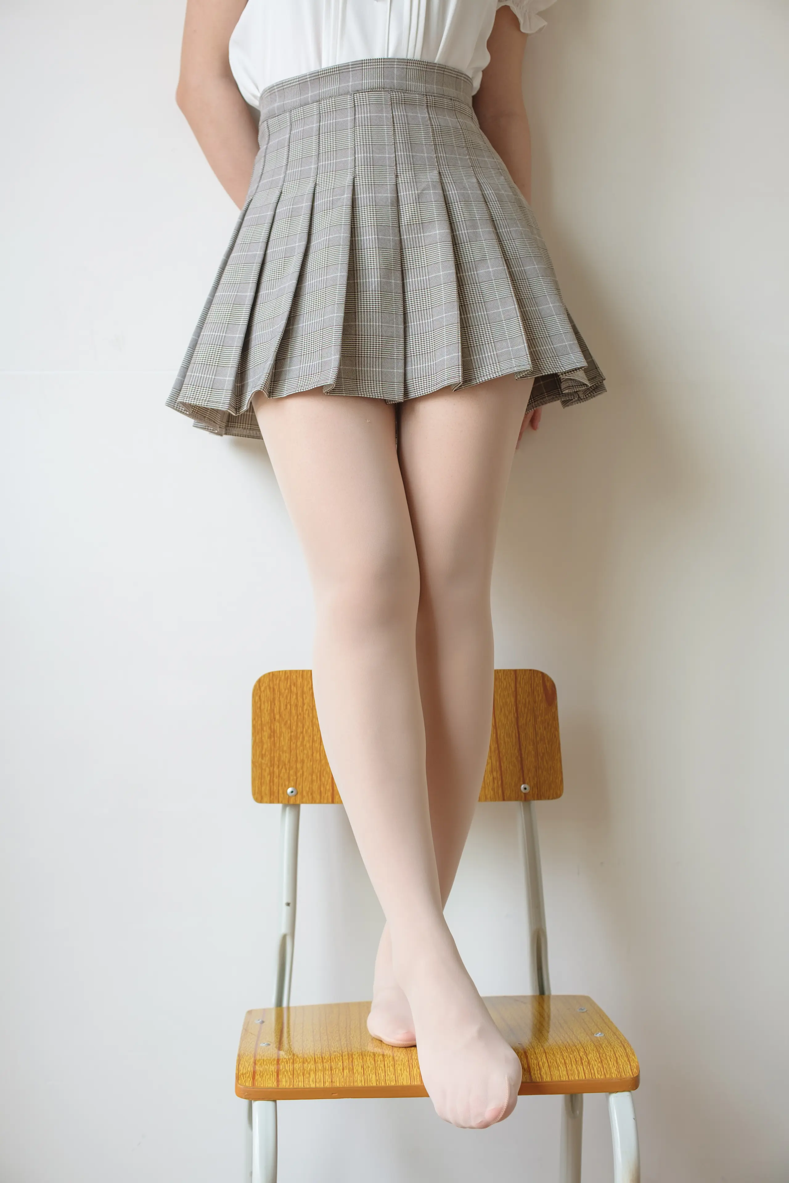 森萝财团 X 肉丝白厚棉袜 [102P]