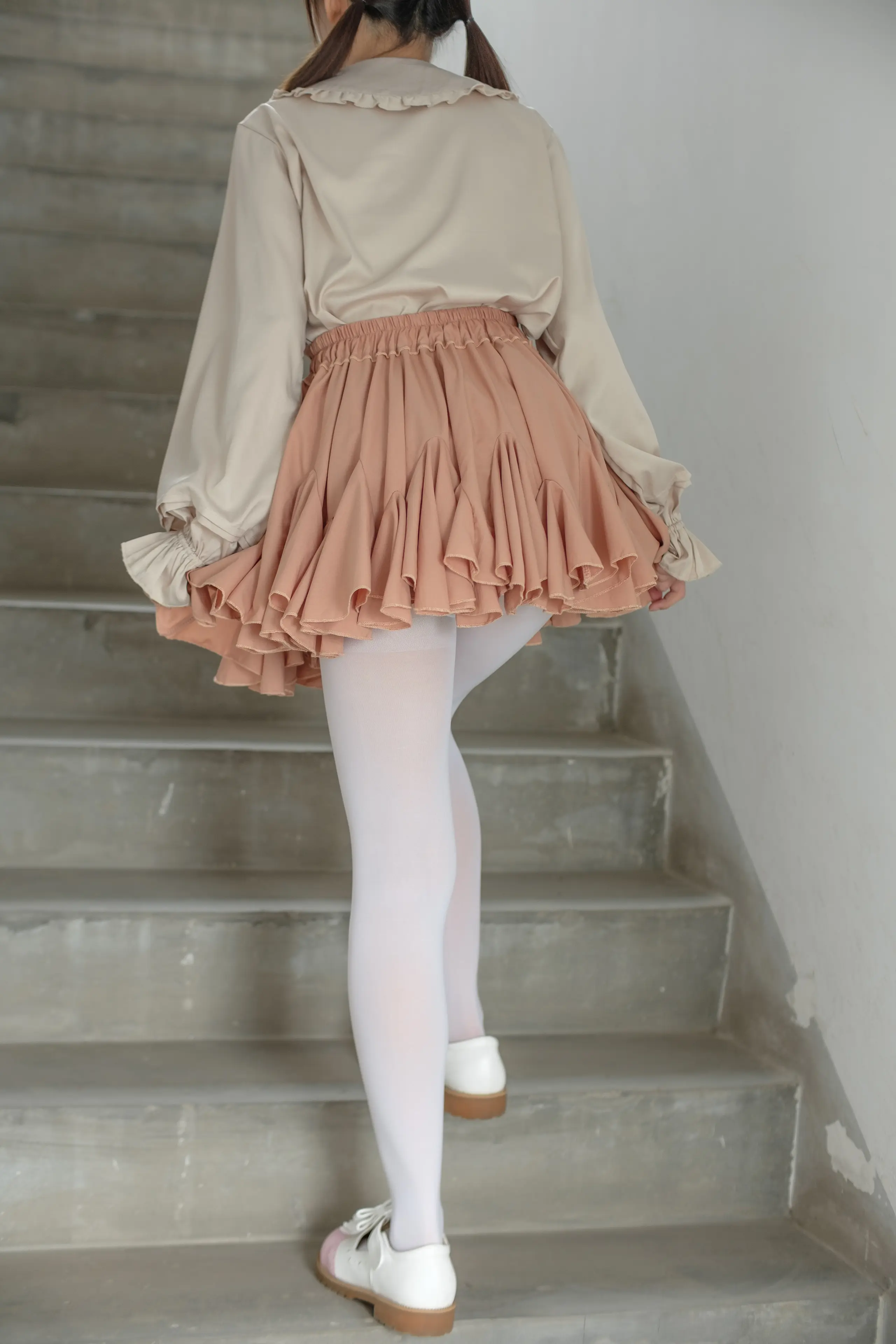 森萝财团 X 萝莉白丝 [95P]