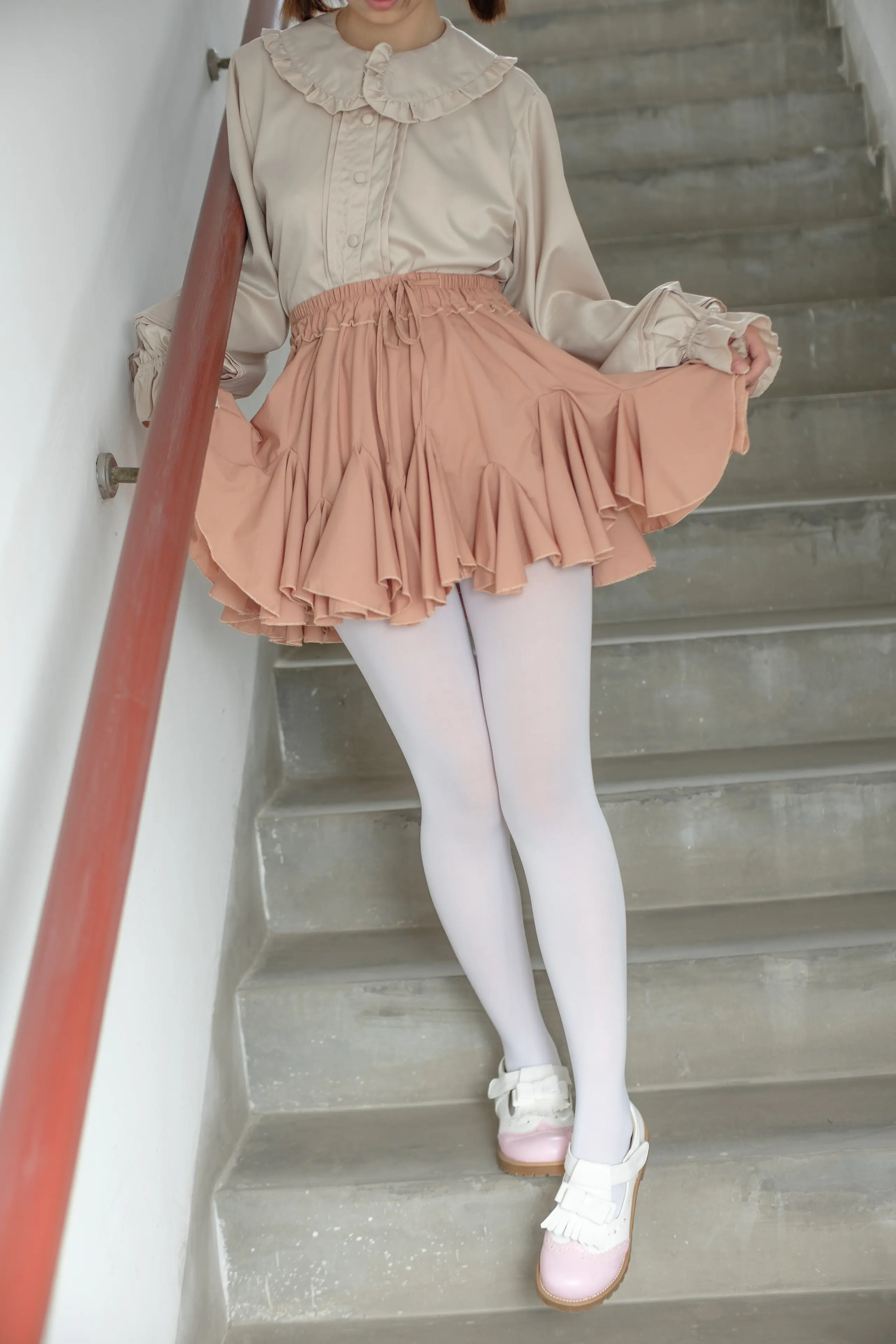 森萝财团 X 萝莉白丝 [95P]