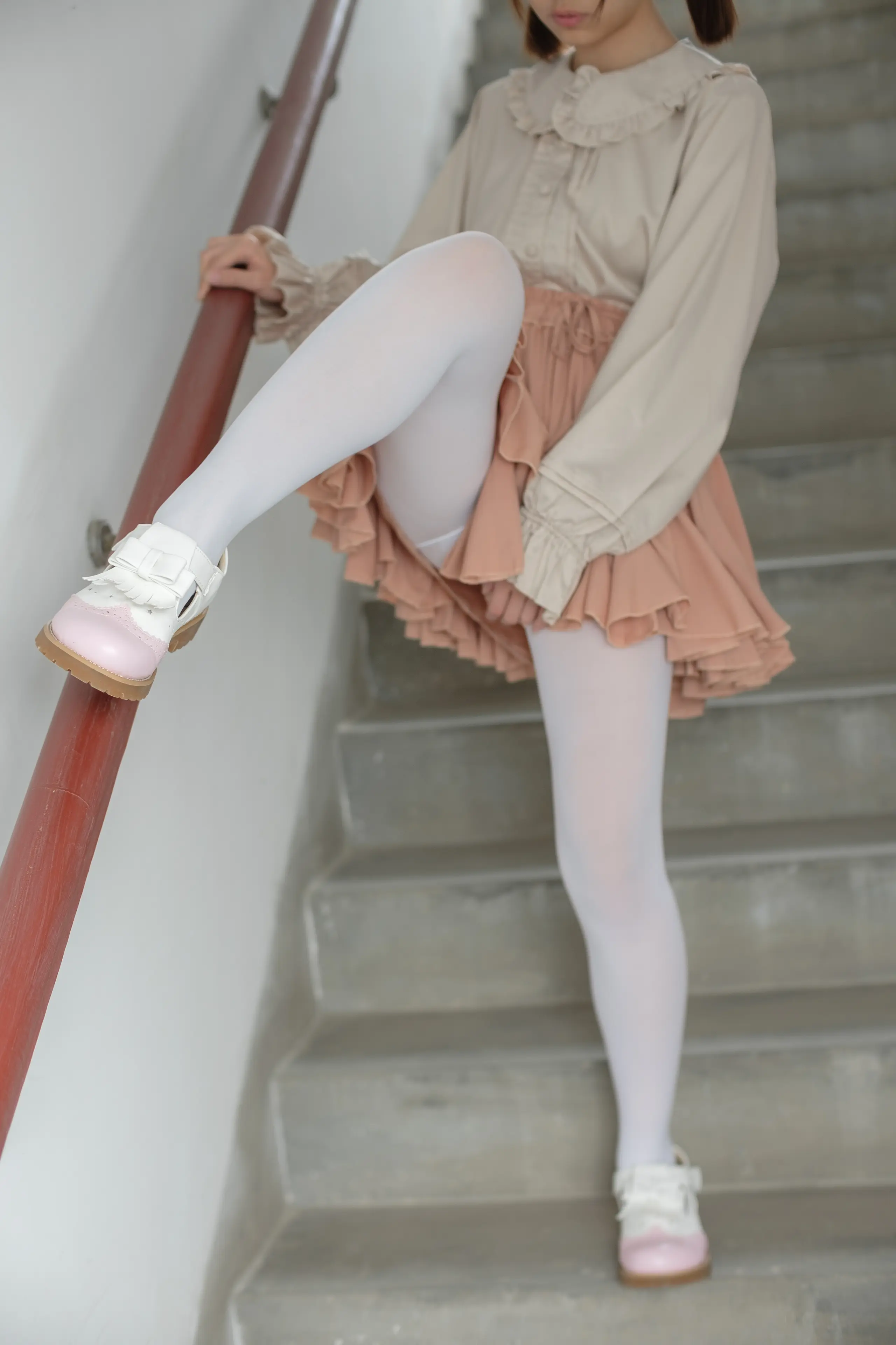 森萝财团 X 萝莉白丝 [95P]