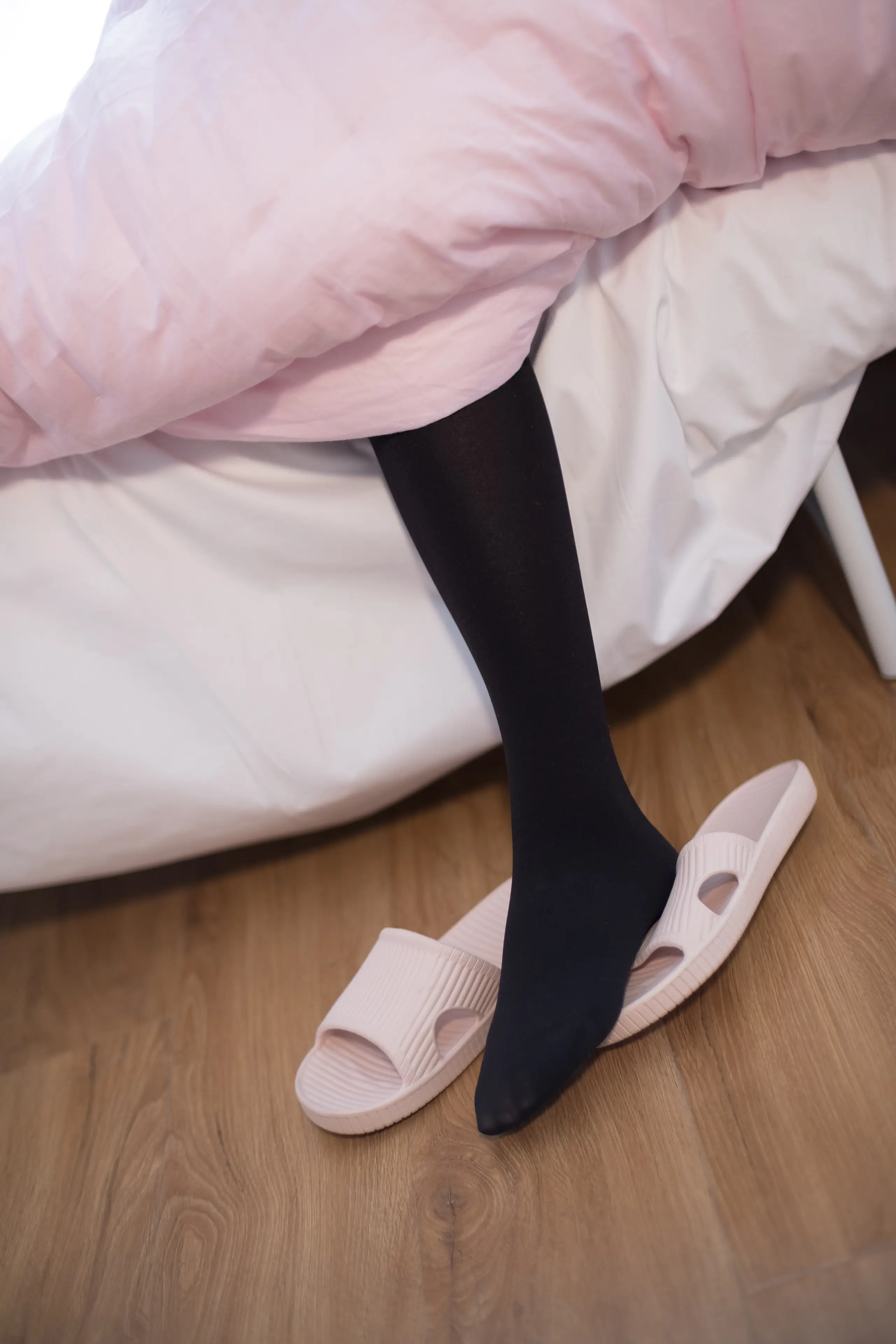 森萝财团 X 黑色·丝足 [127P]