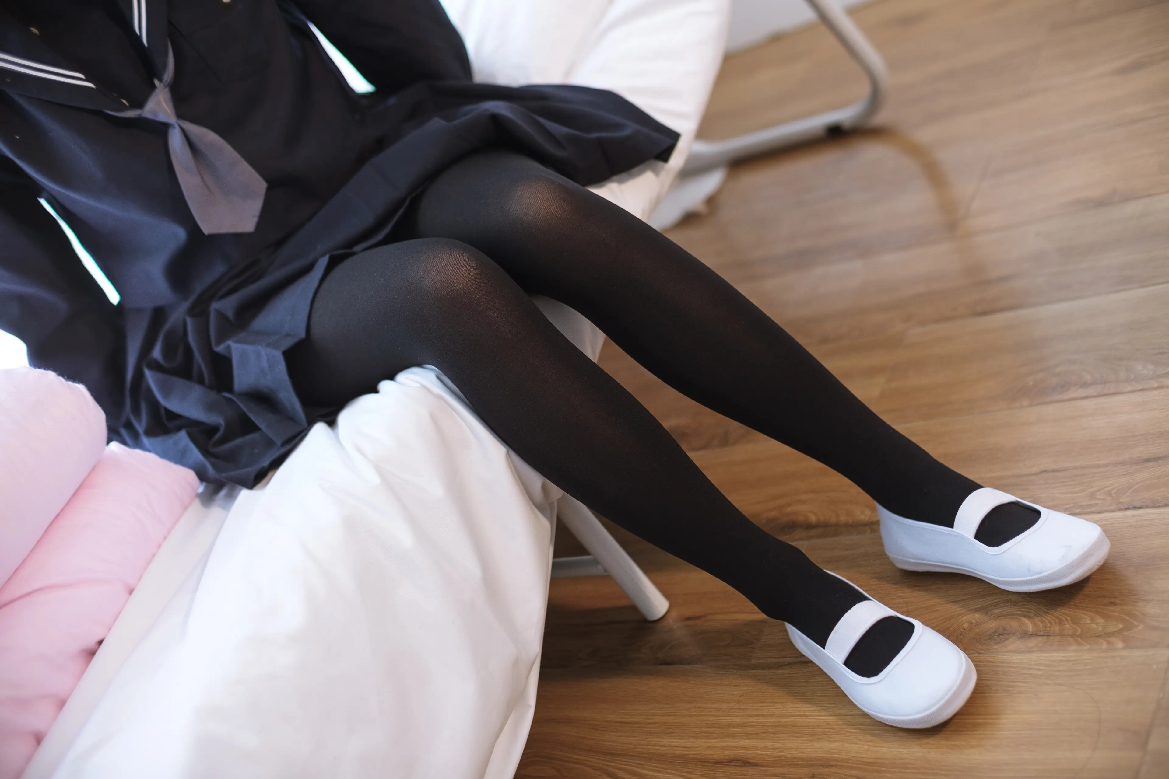 森萝财团 X 黑色·丝足 [127P]