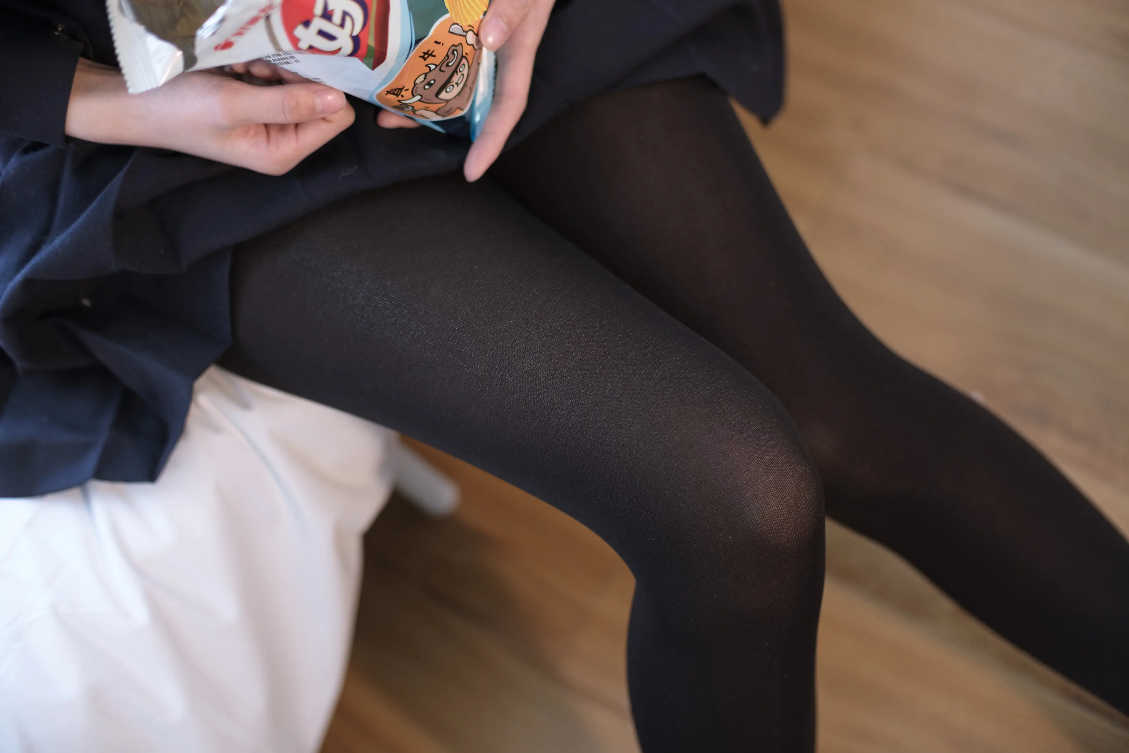 森萝财团 X 黑色·丝足 [127P]