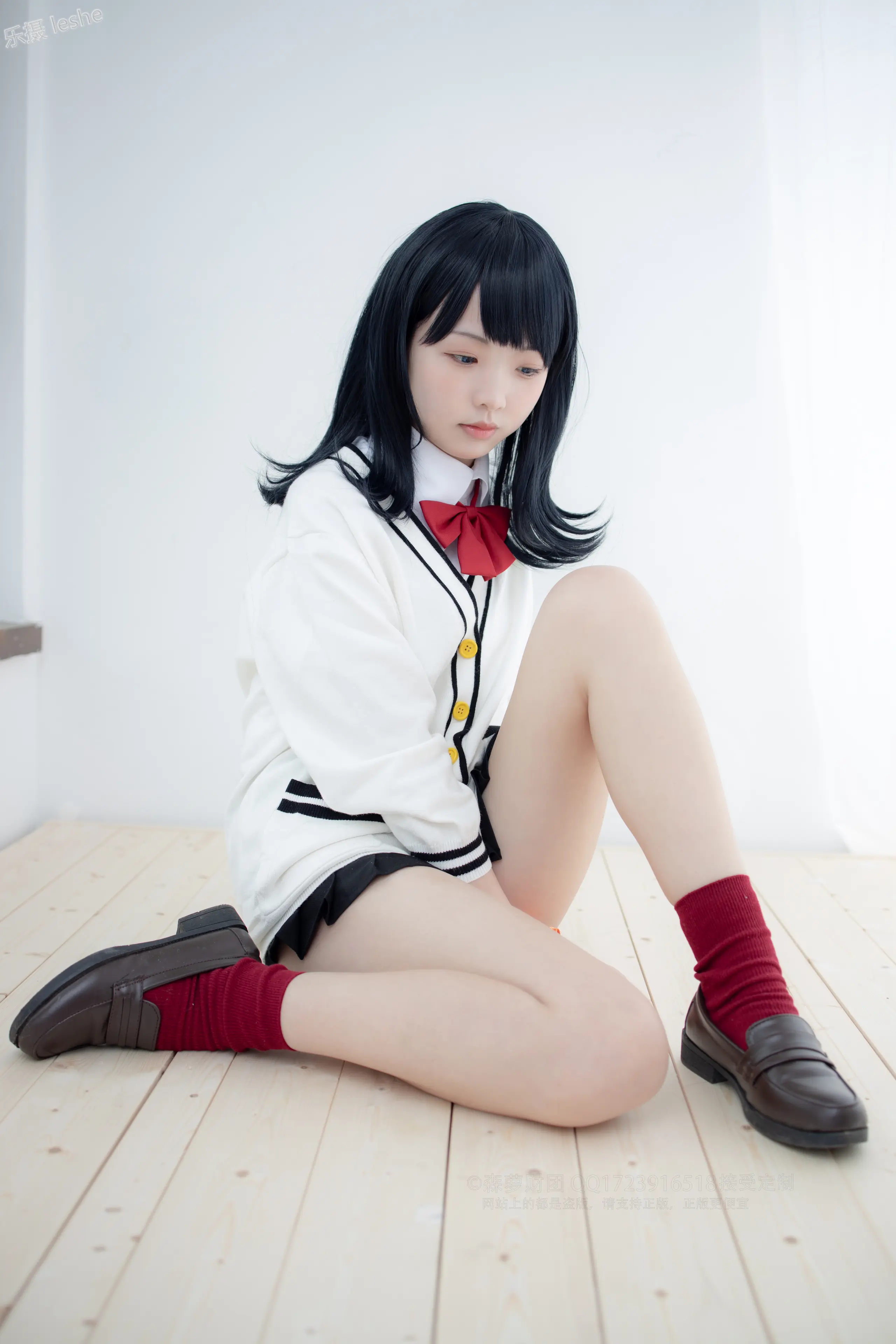 森萝财团 X 20D肉丝短棉袜踩物 [93P]