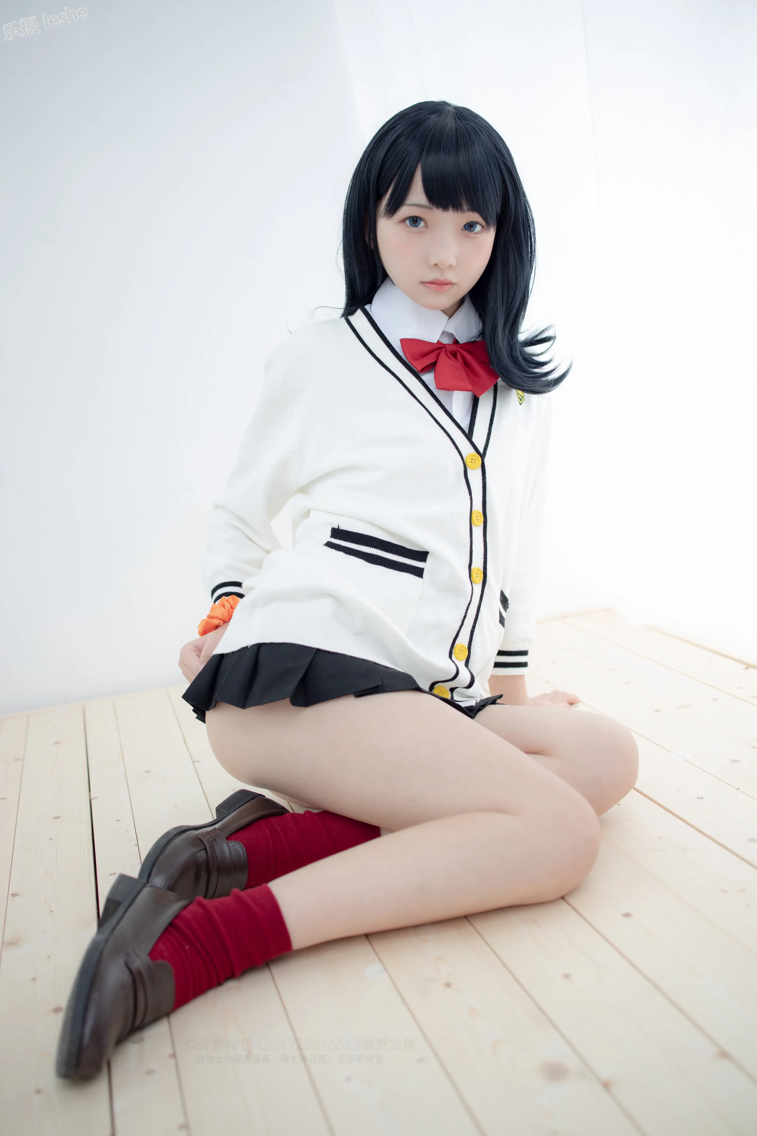 森萝财团 X 20D肉丝短棉袜踩物 [93P]