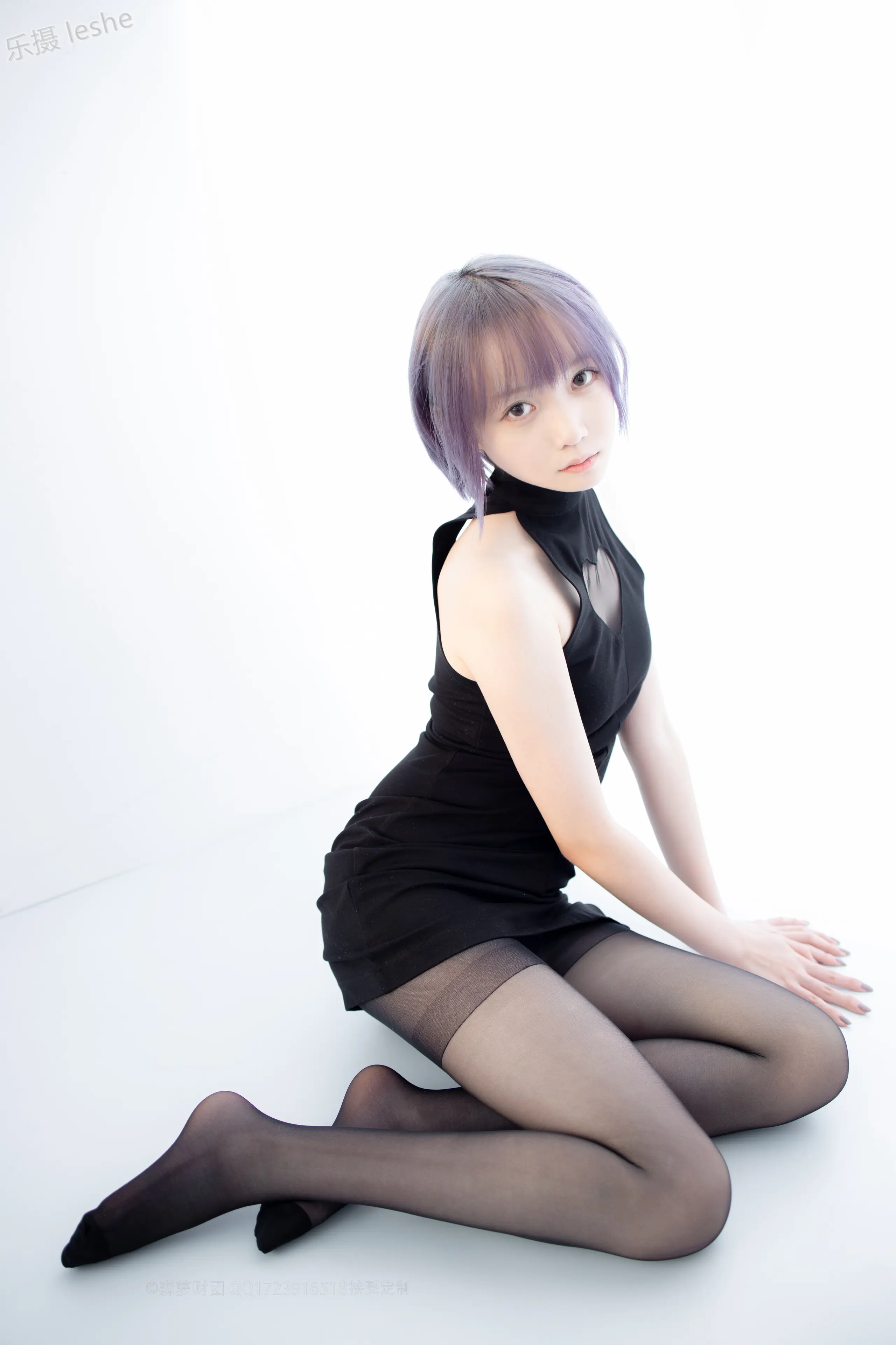 森萝财团 X 20D黑丝踩物 [111P]