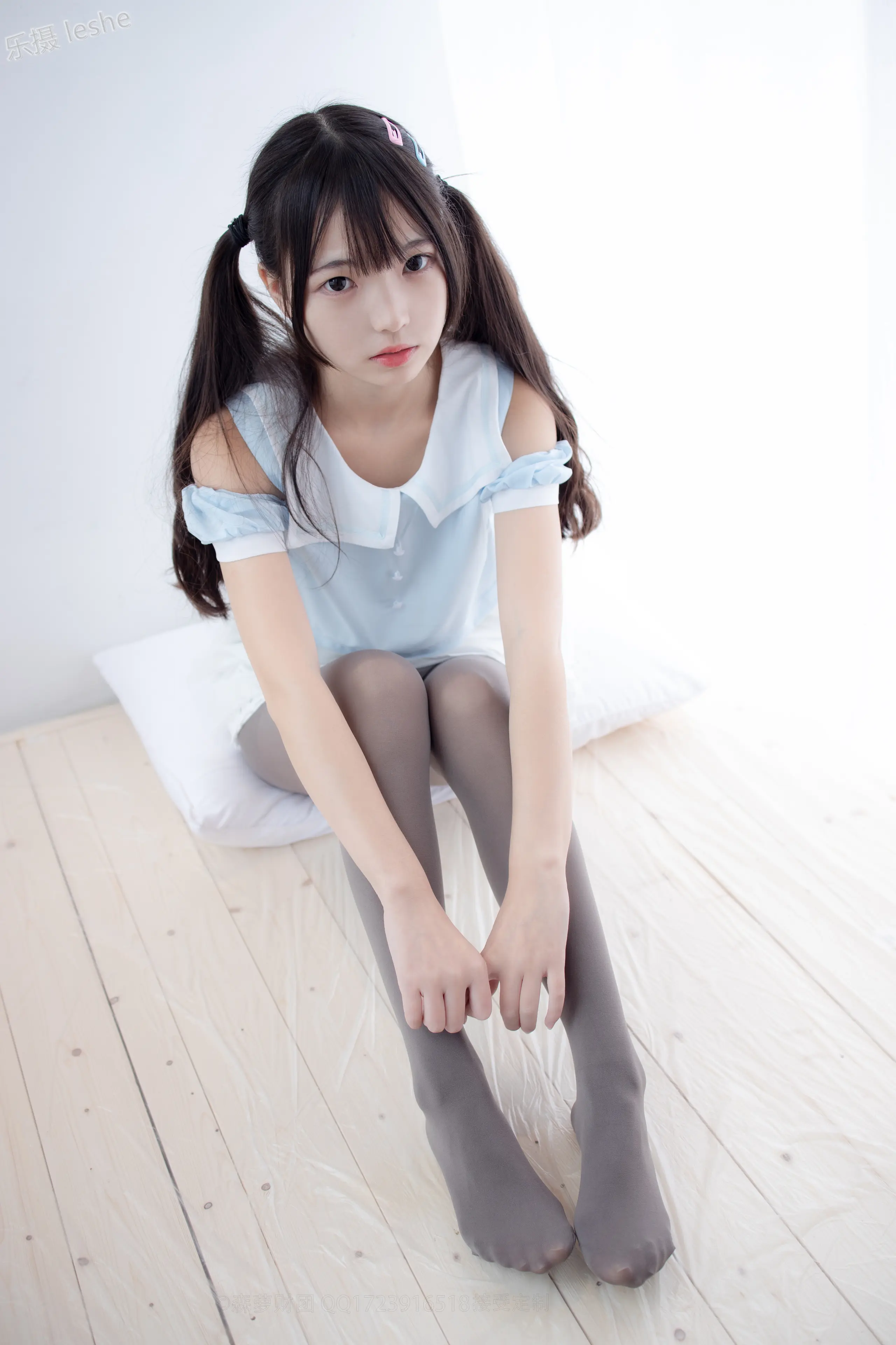 森萝财团 X 80D灰丝踩物 [86P]