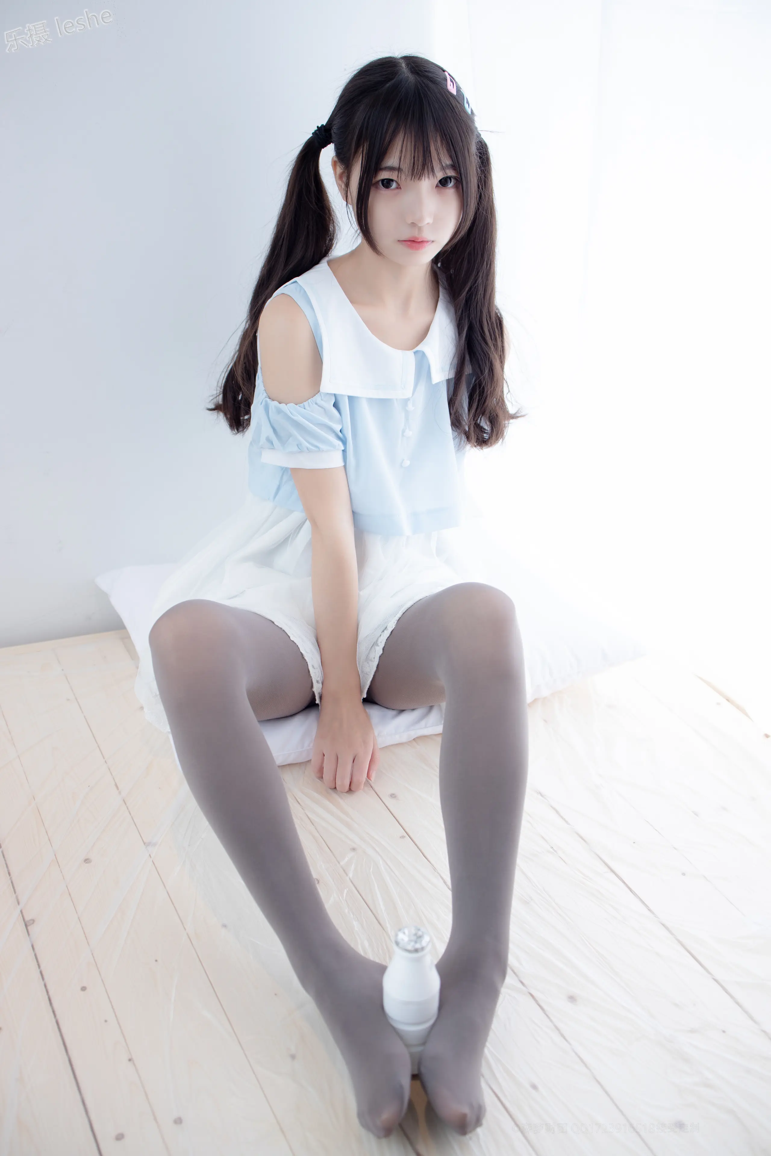 森萝财团 X 80D灰丝踩物 [86P]