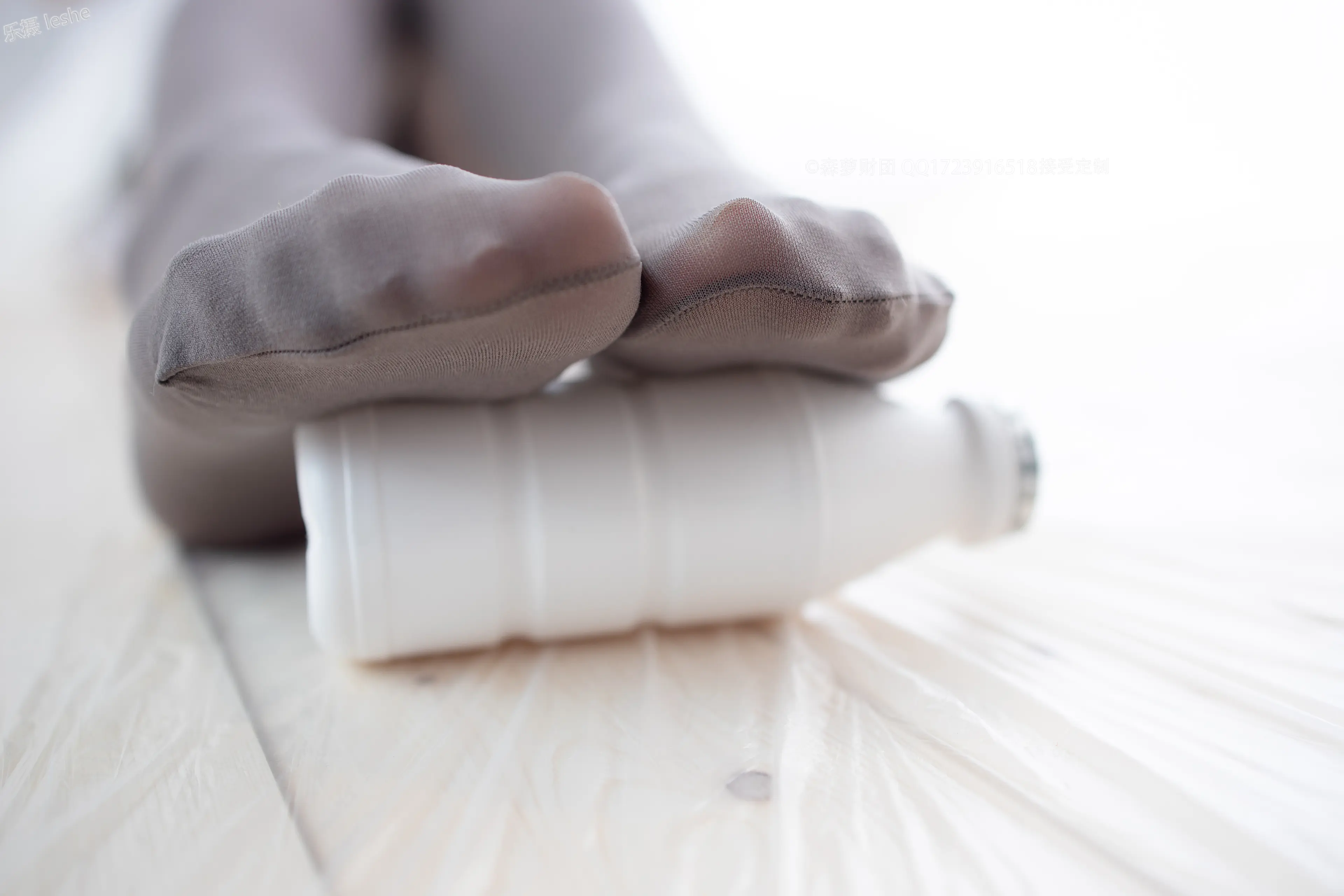 森萝财团 X 80D灰丝踩物 [86P]